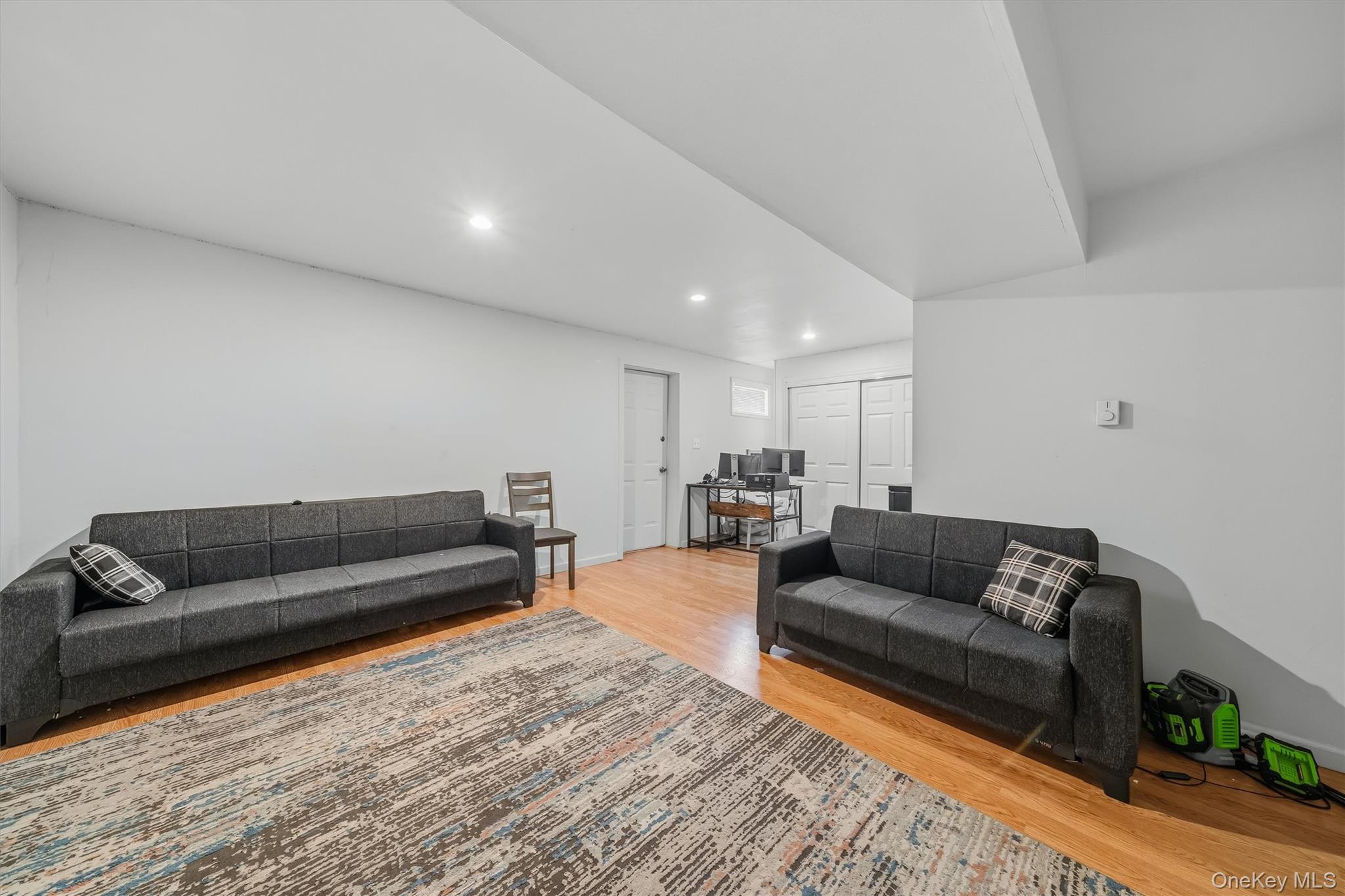 35 Helene Road Property Photo 20