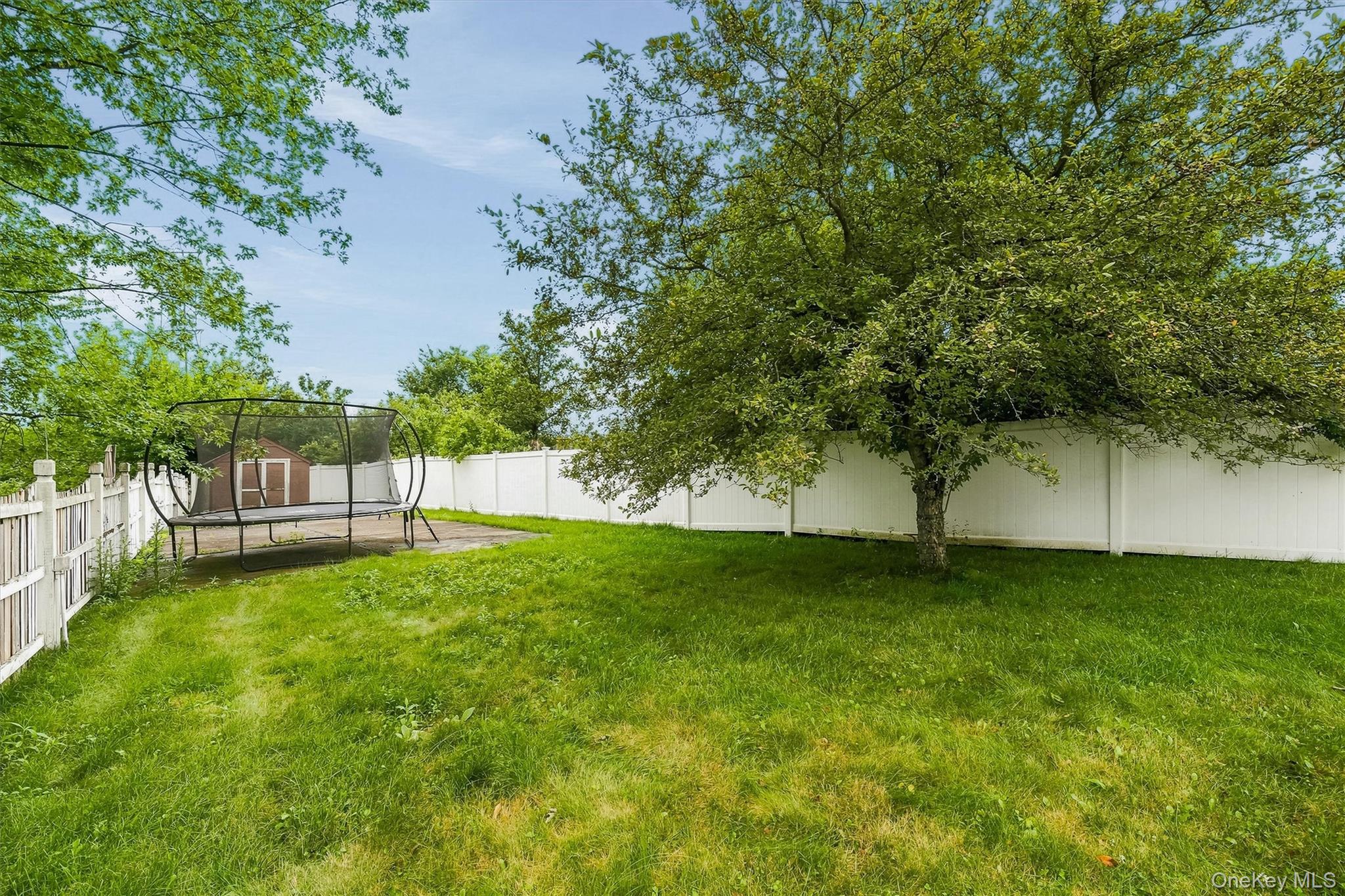 35 Helene Road Property Photo 23