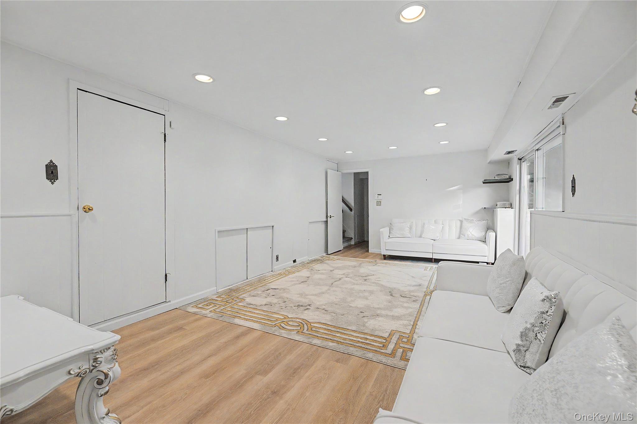 6 Westwind Road Property Photo 12
