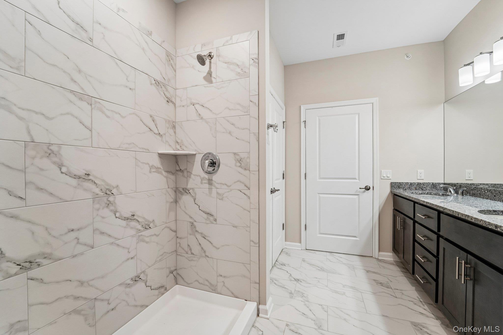 214 Tower Ridge Circle Building A Property Photo 7