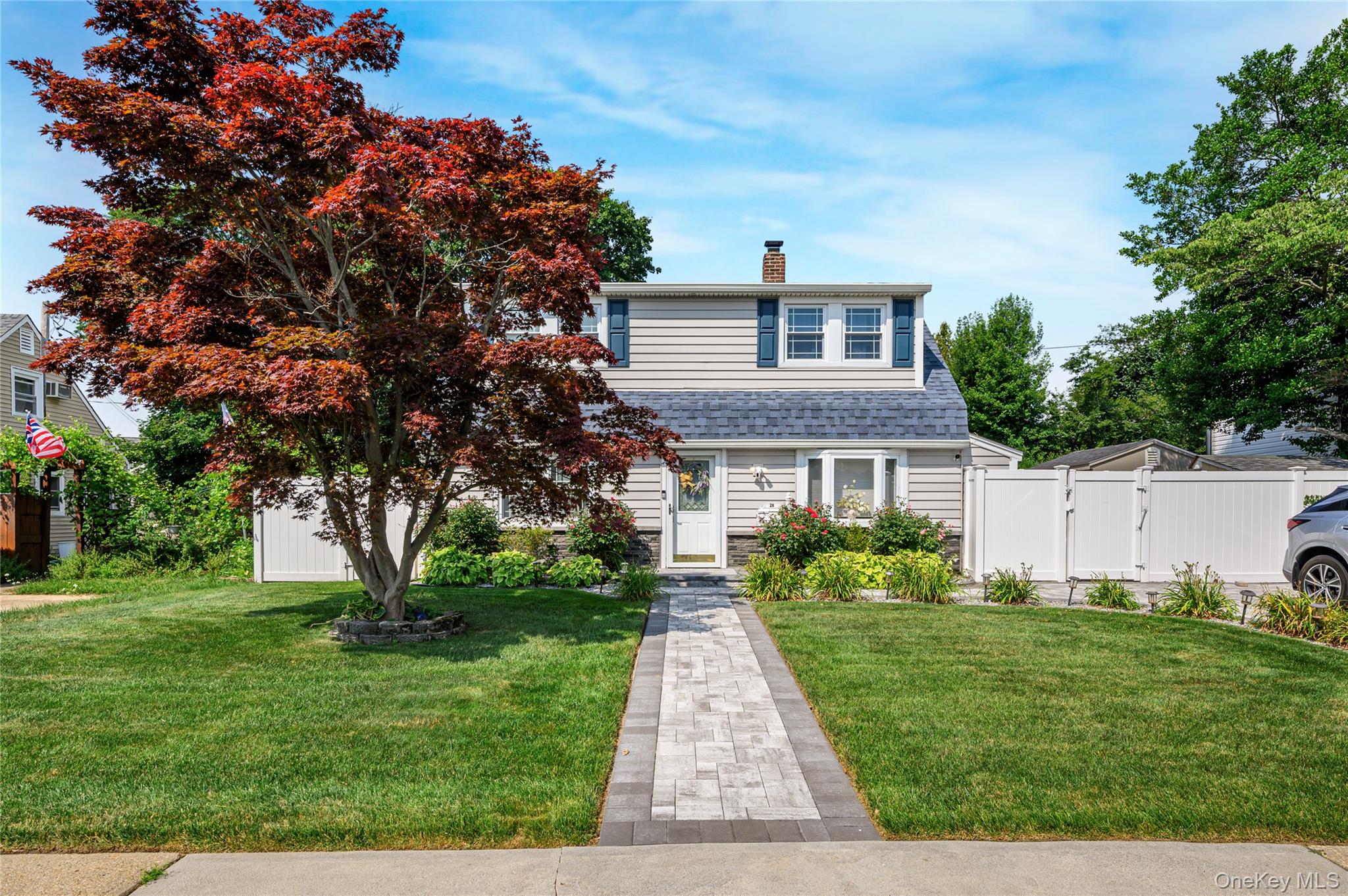 28 Crabtree Lane Property Photo 4
