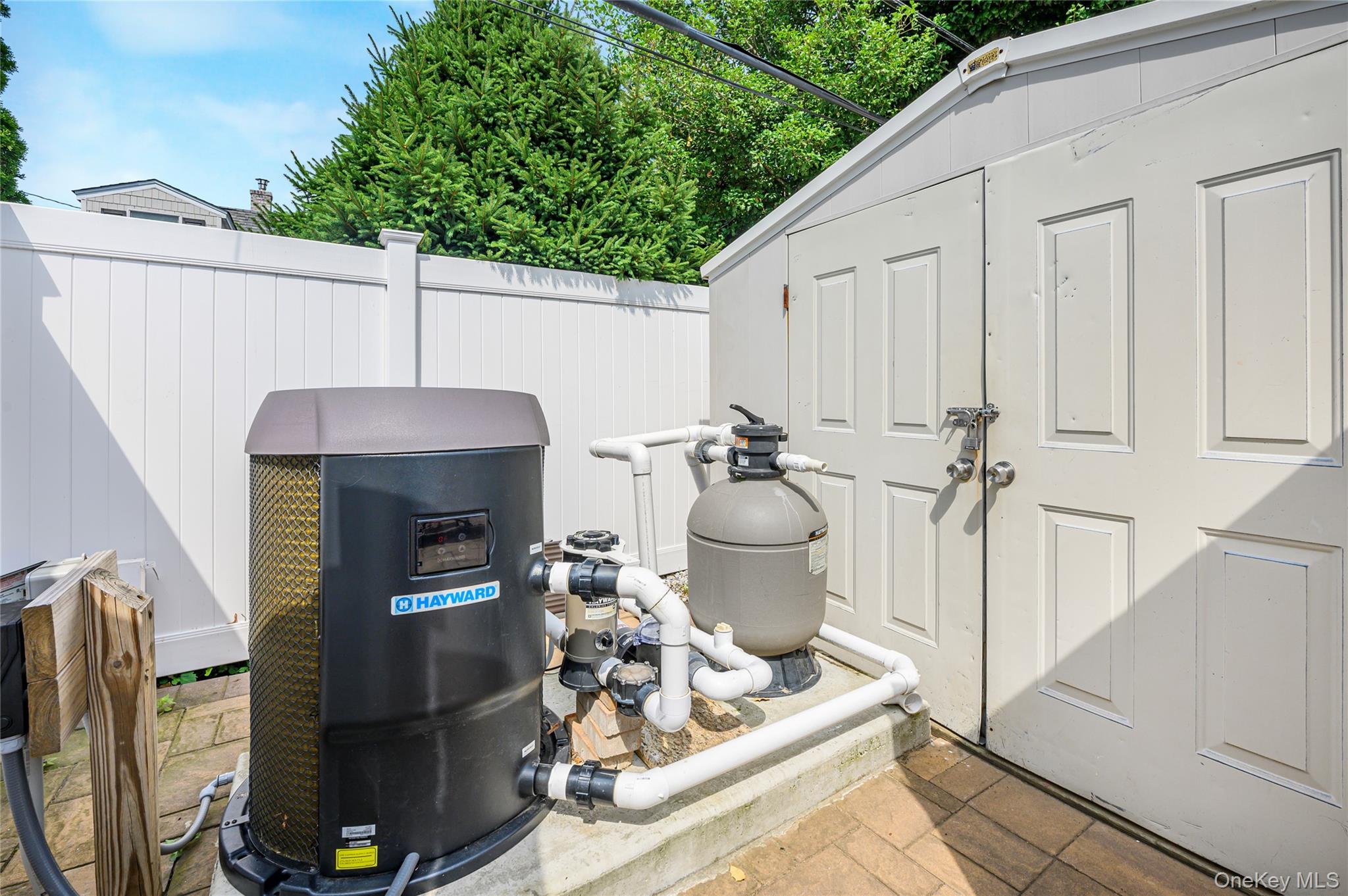 28 Crabtree Lane Property Photo 15