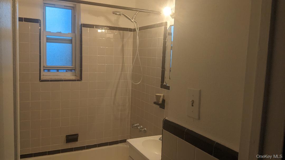 74-43 260 Street 2 Property Photo 6