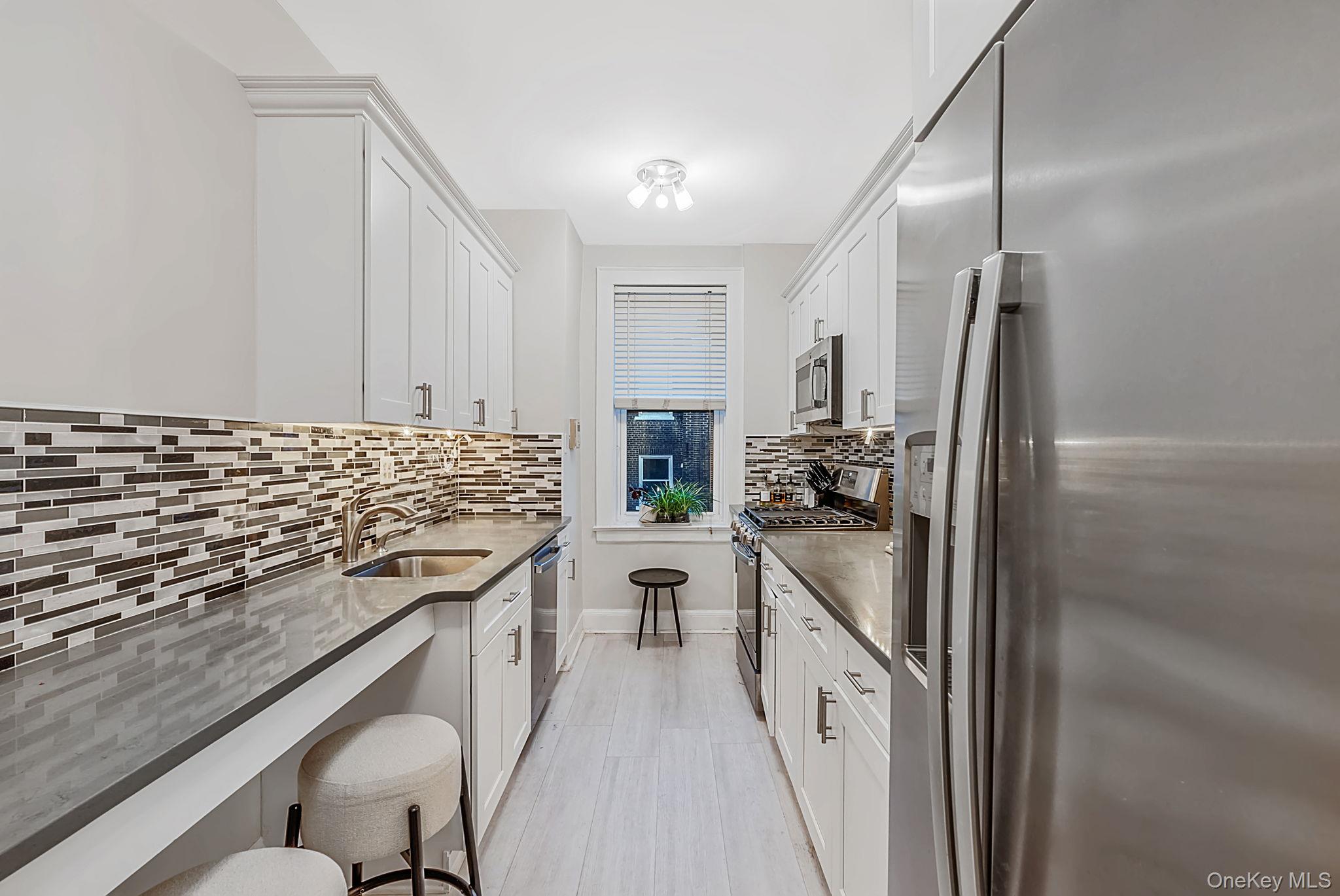 185 Atlantic Avenue C11 Property Photo 10