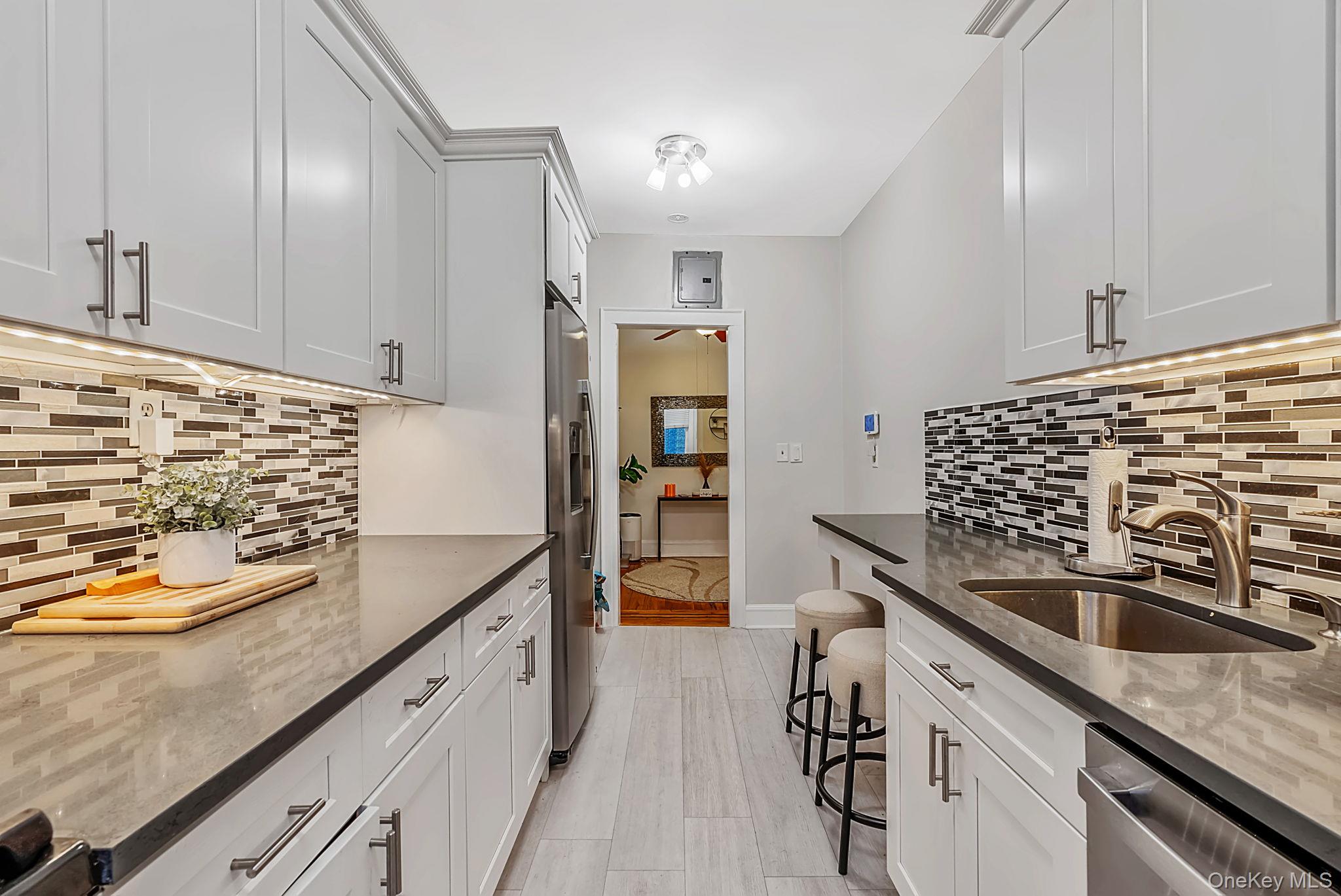 185 Atlantic Avenue C11 Property Photo 12