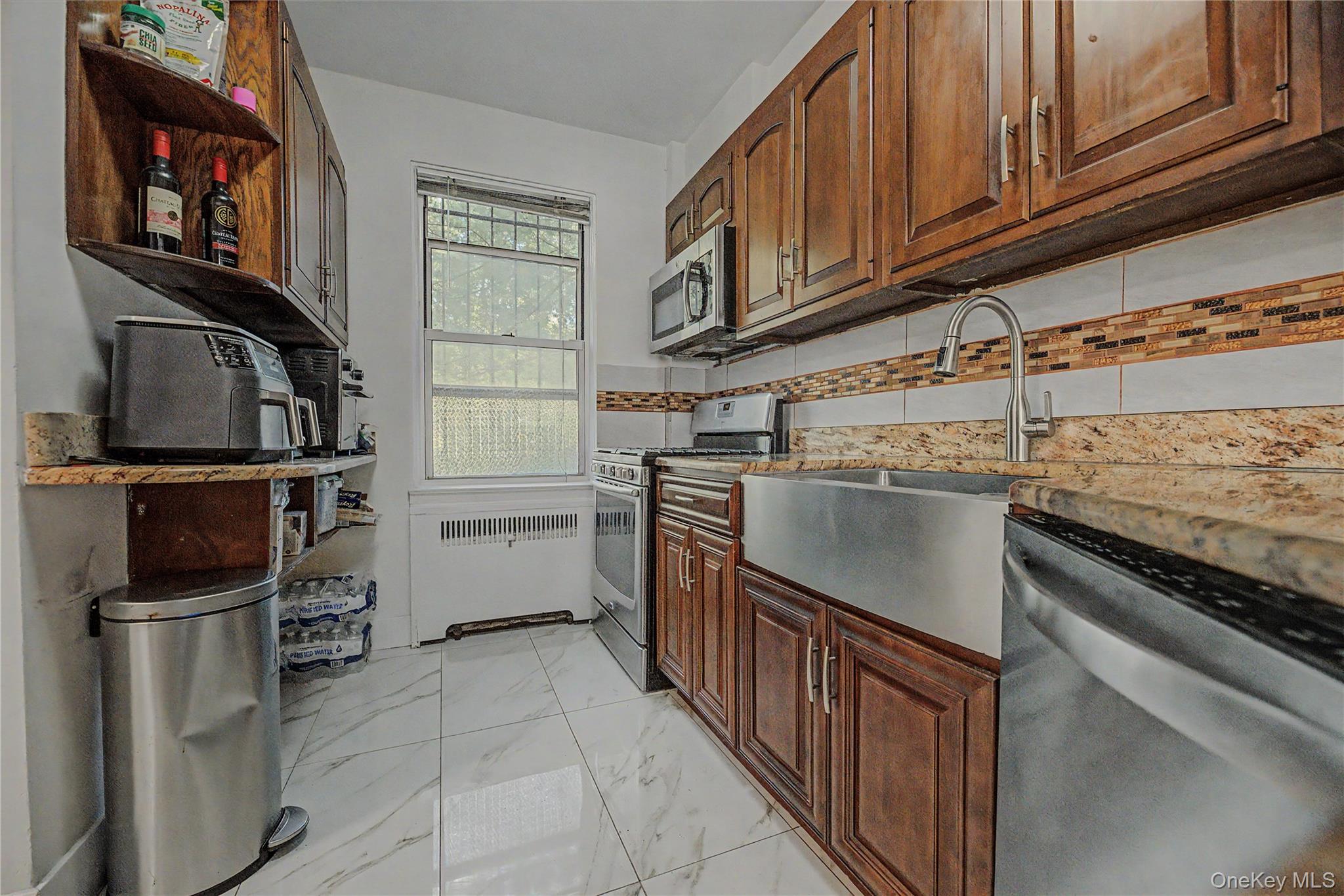 4971 Henry Hudson Parkway 4971 Property Photo 6