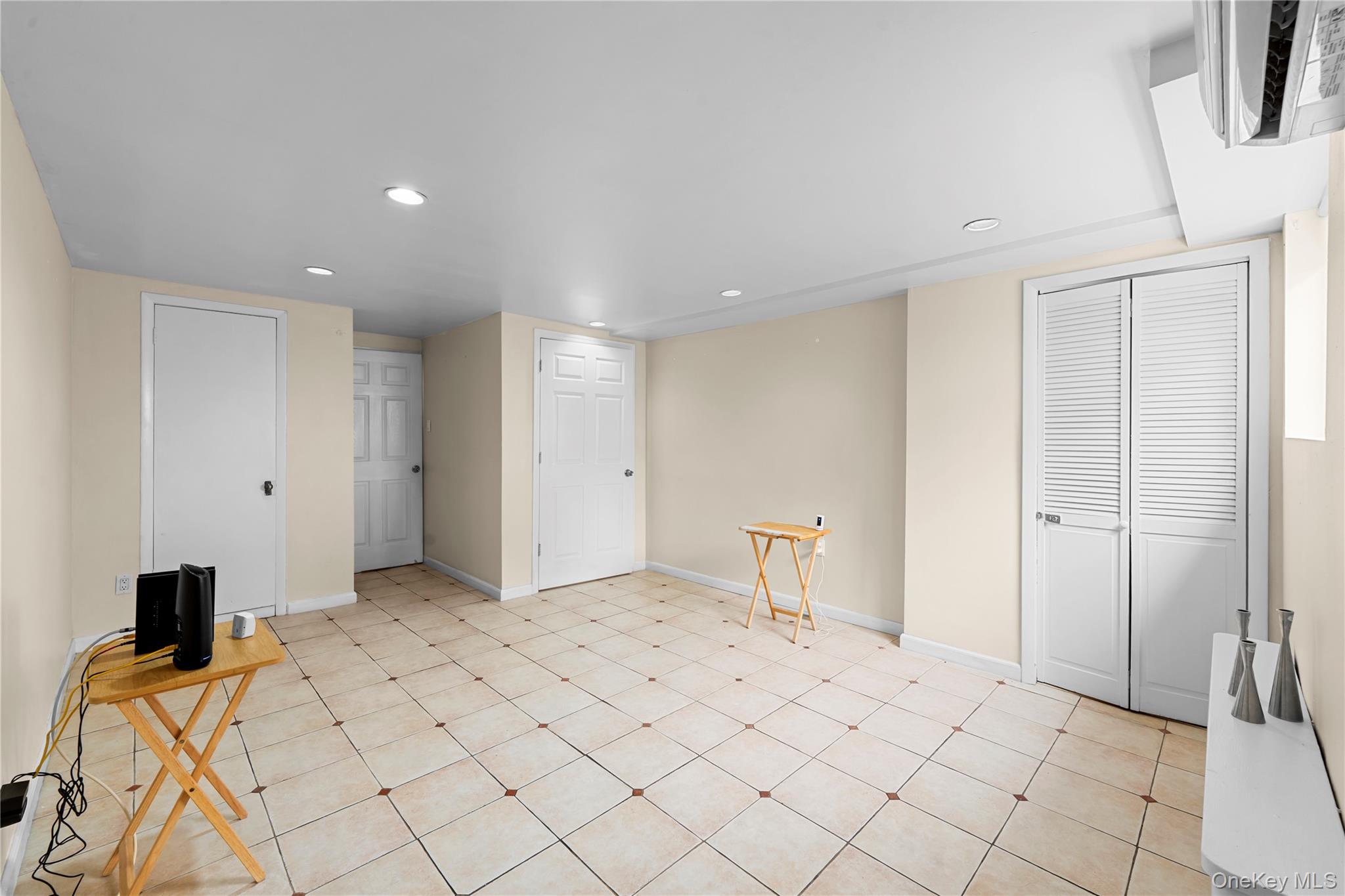 67-01 Eliot Avenue Property Photo 17