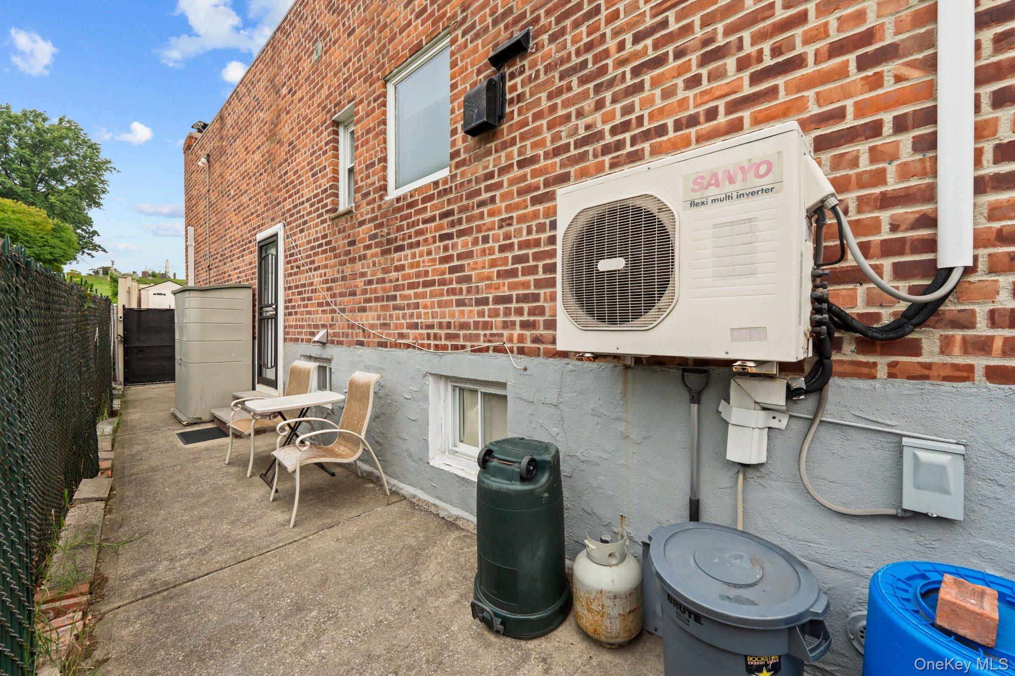 67-01 Eliot Avenue Property Photo 35