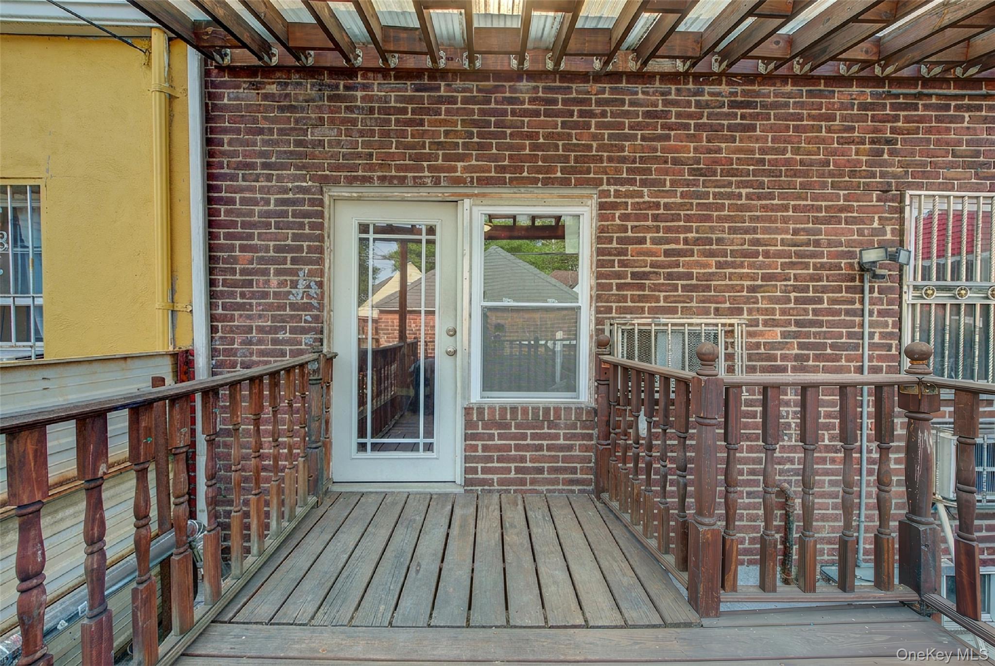 2537 89th Street Property Photo 37