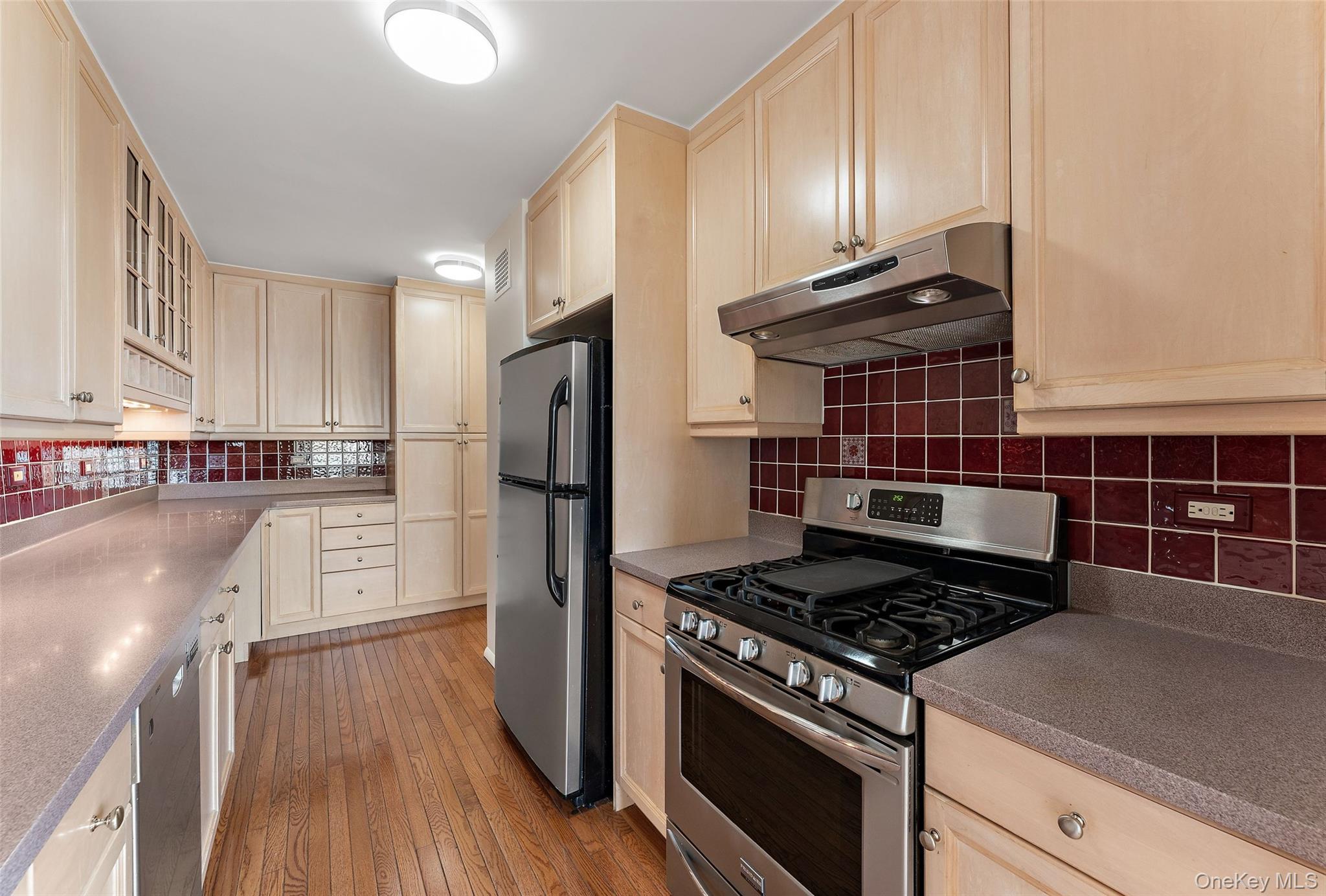 615 Palmer Road 806 Property Photo 10