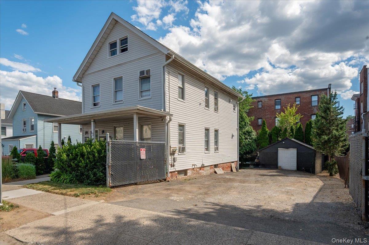 15 Bulkley Avenue Property Photo 3