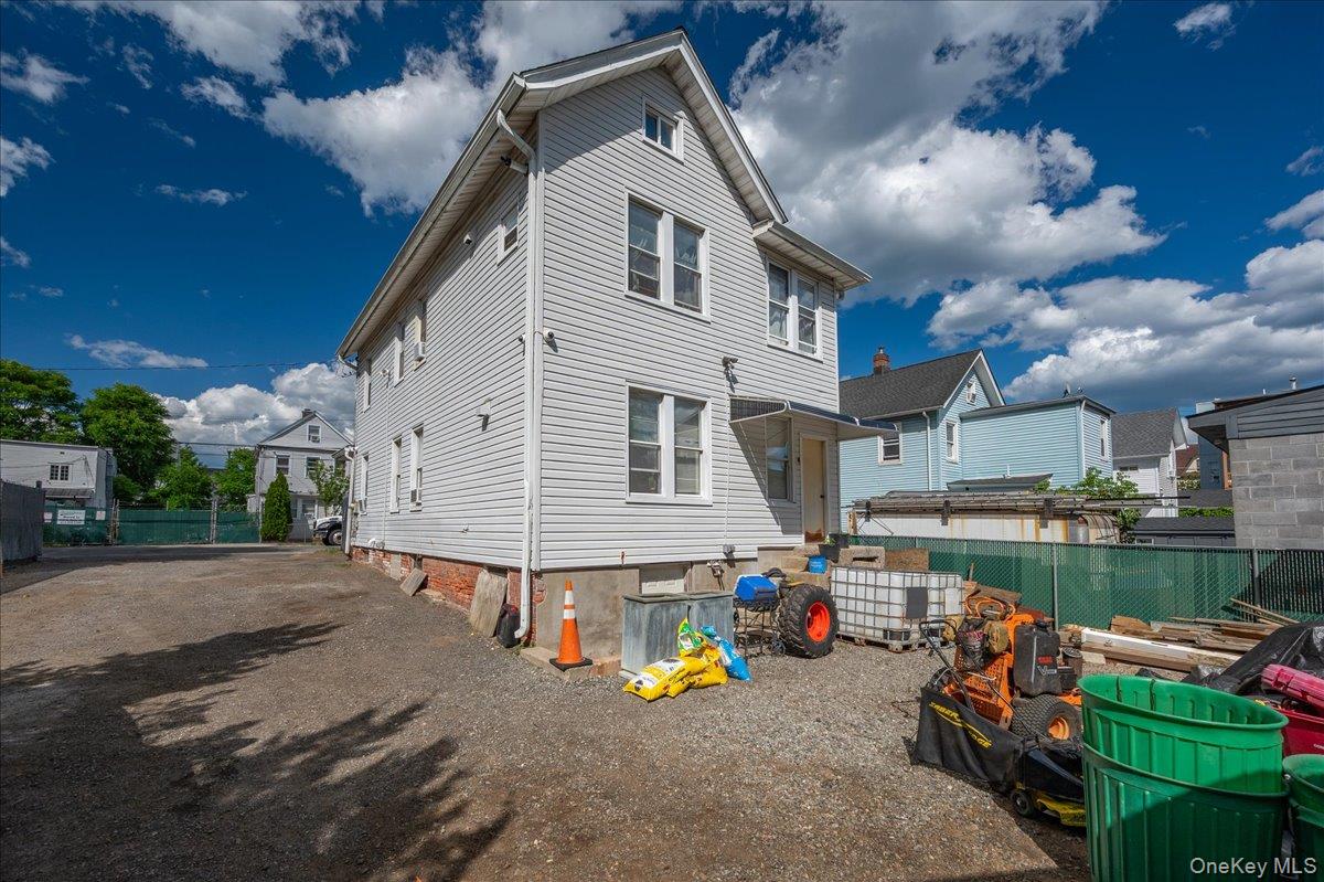 15 Bulkley Avenue Property Photo 5