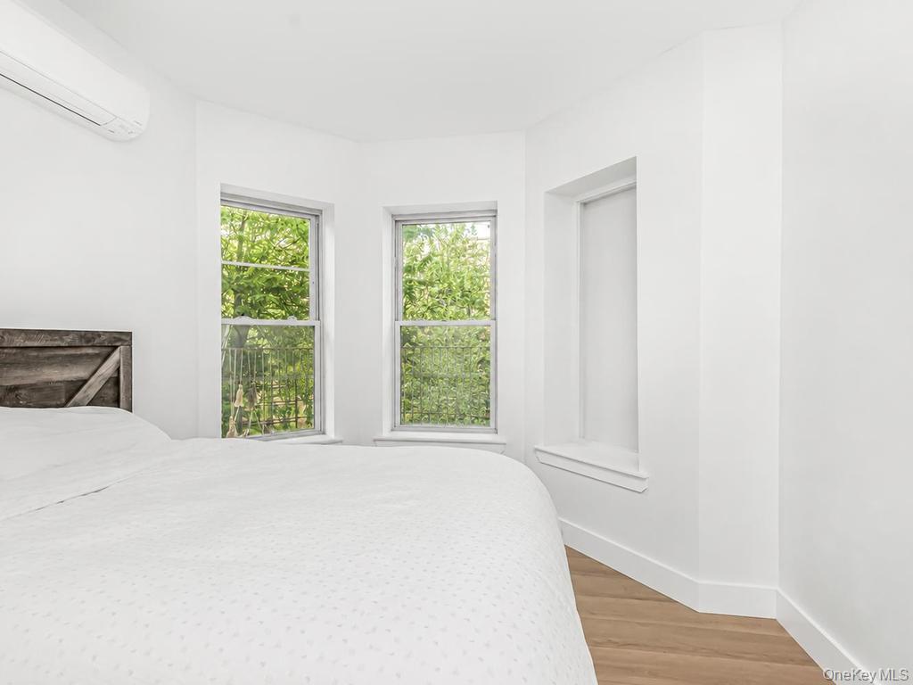 514 E 188th Street Property Photo 11