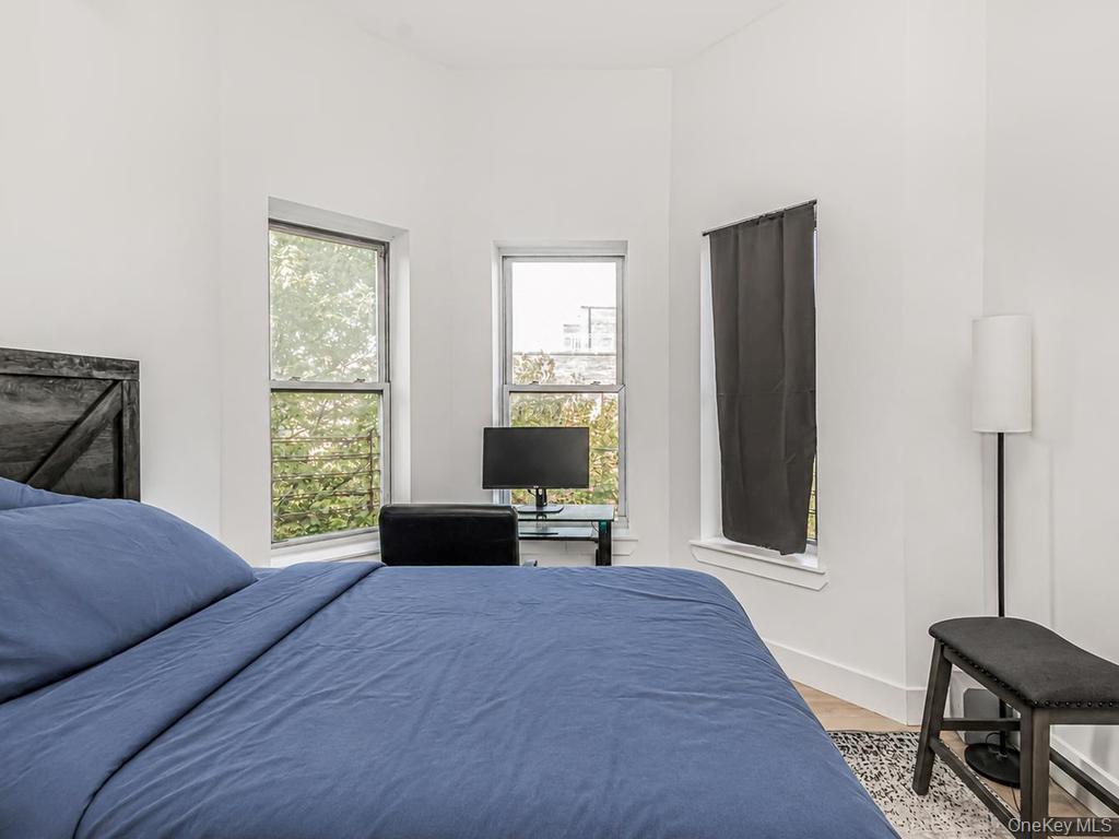 514 E 188th Street Property Photo 16
