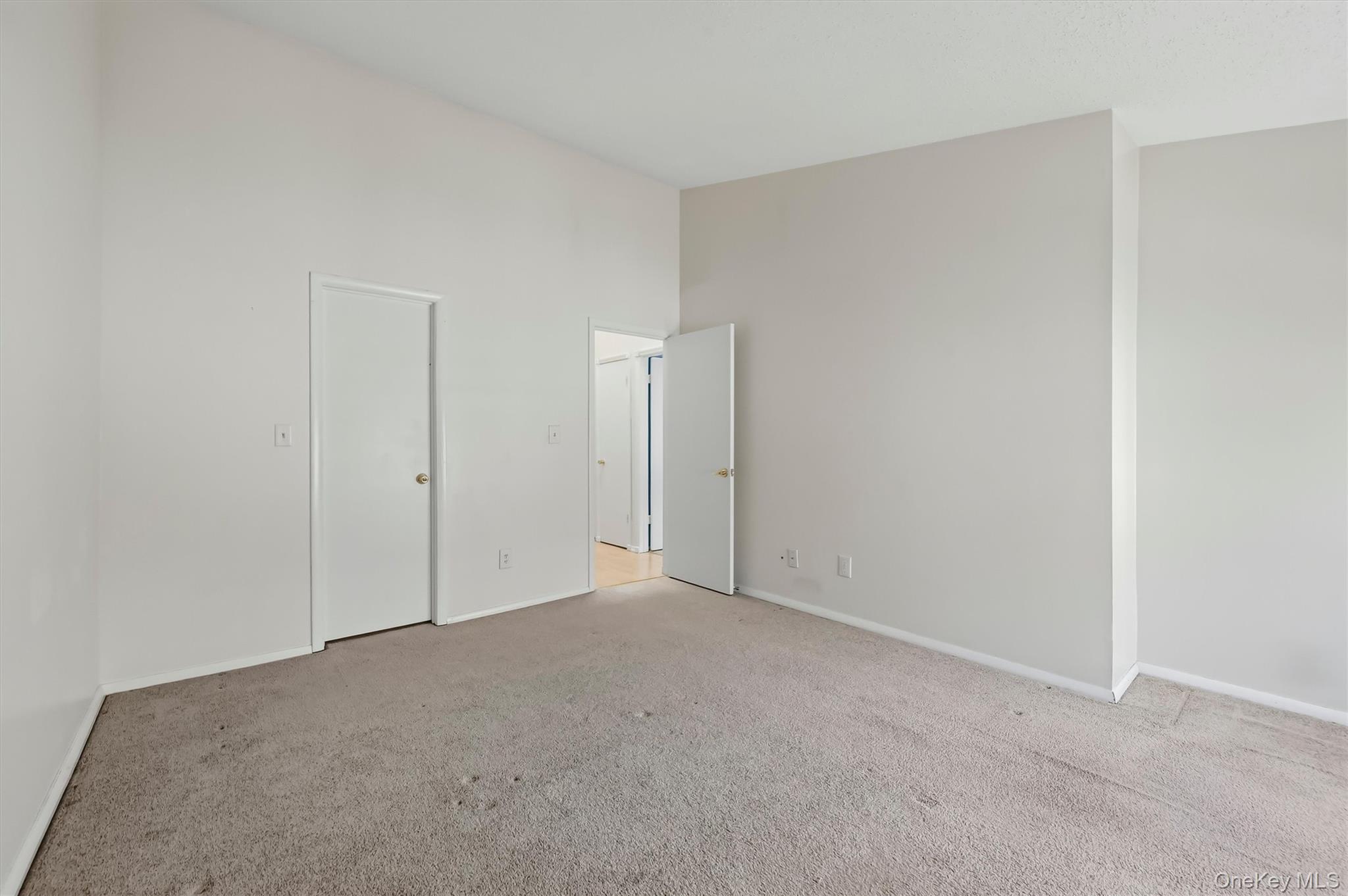 4008 Whispering Hills Drive Property Photo 22