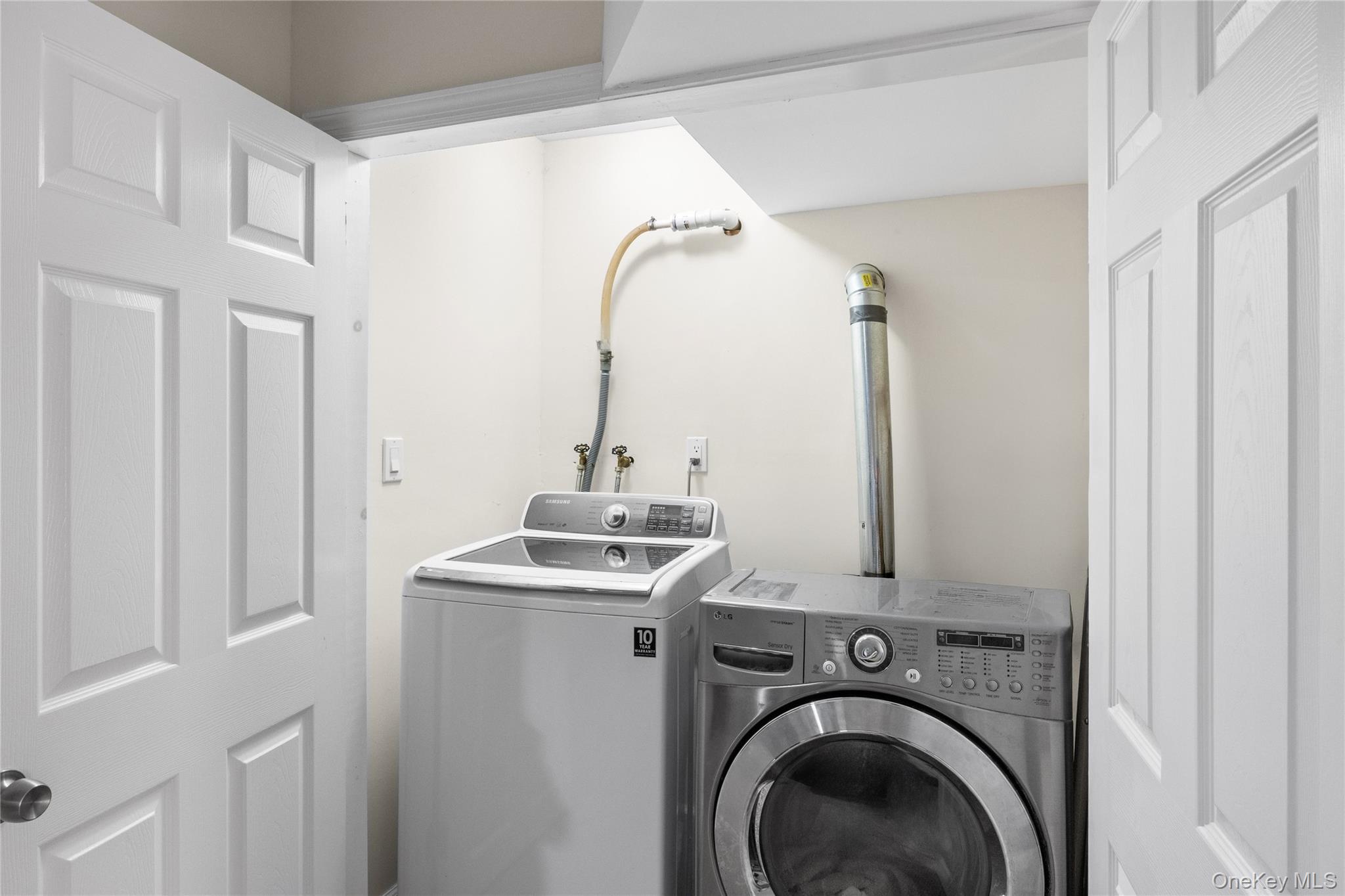 27 Glen Drive Property Photo 25