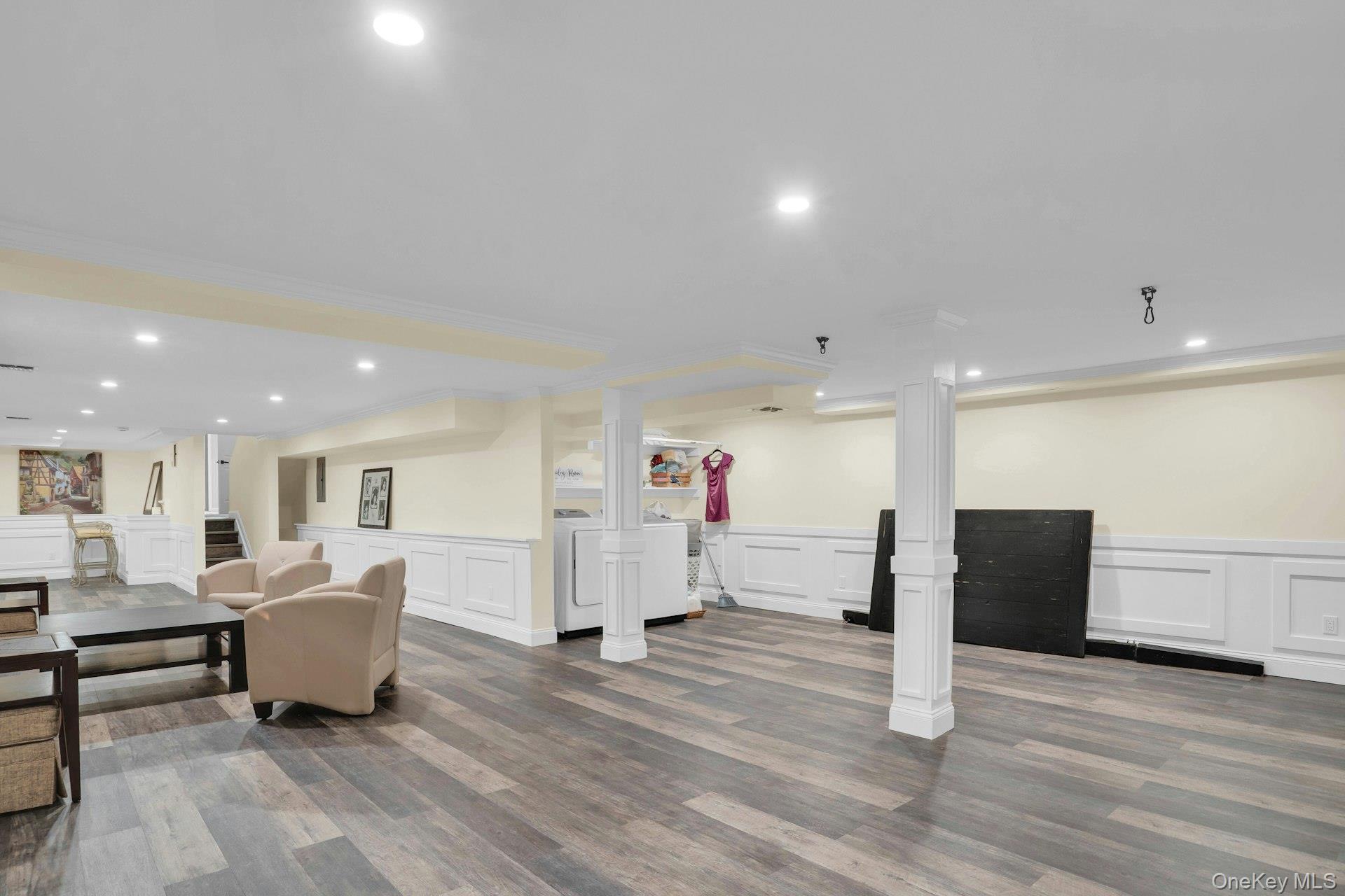 764 Vanderbilt Parkway Property Photo 49