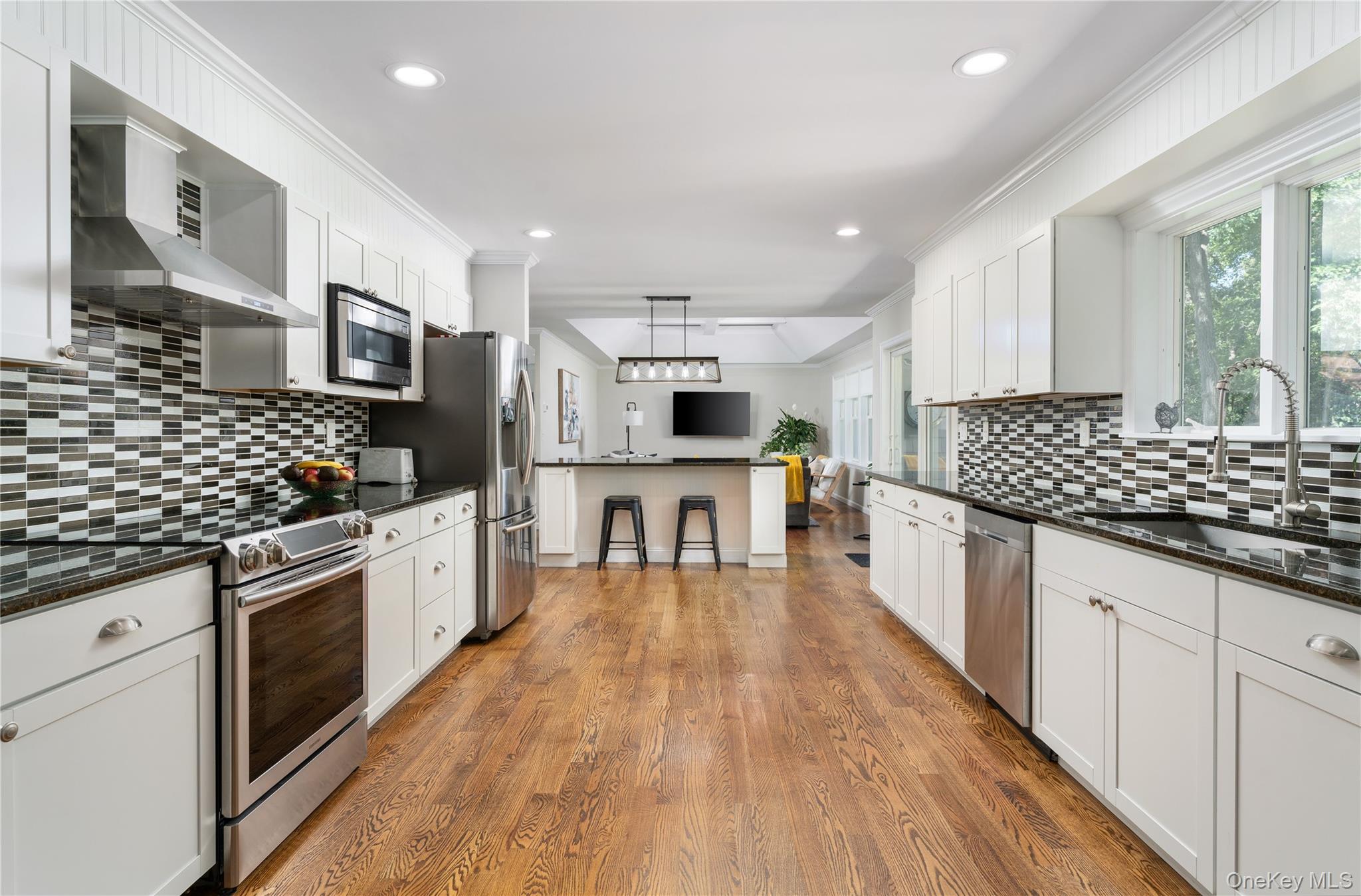 93 Chestnut Street Property Photo 7