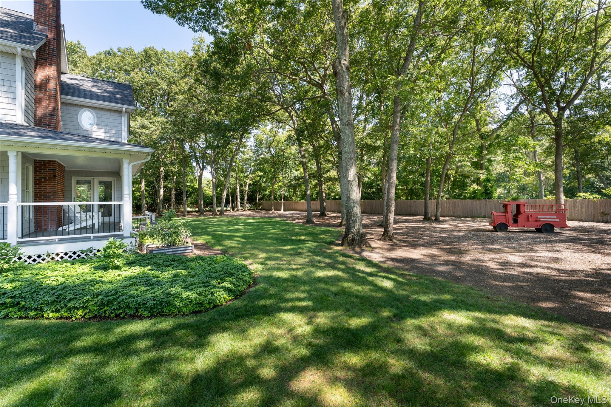 93 Chestnut Street Property Photo 32