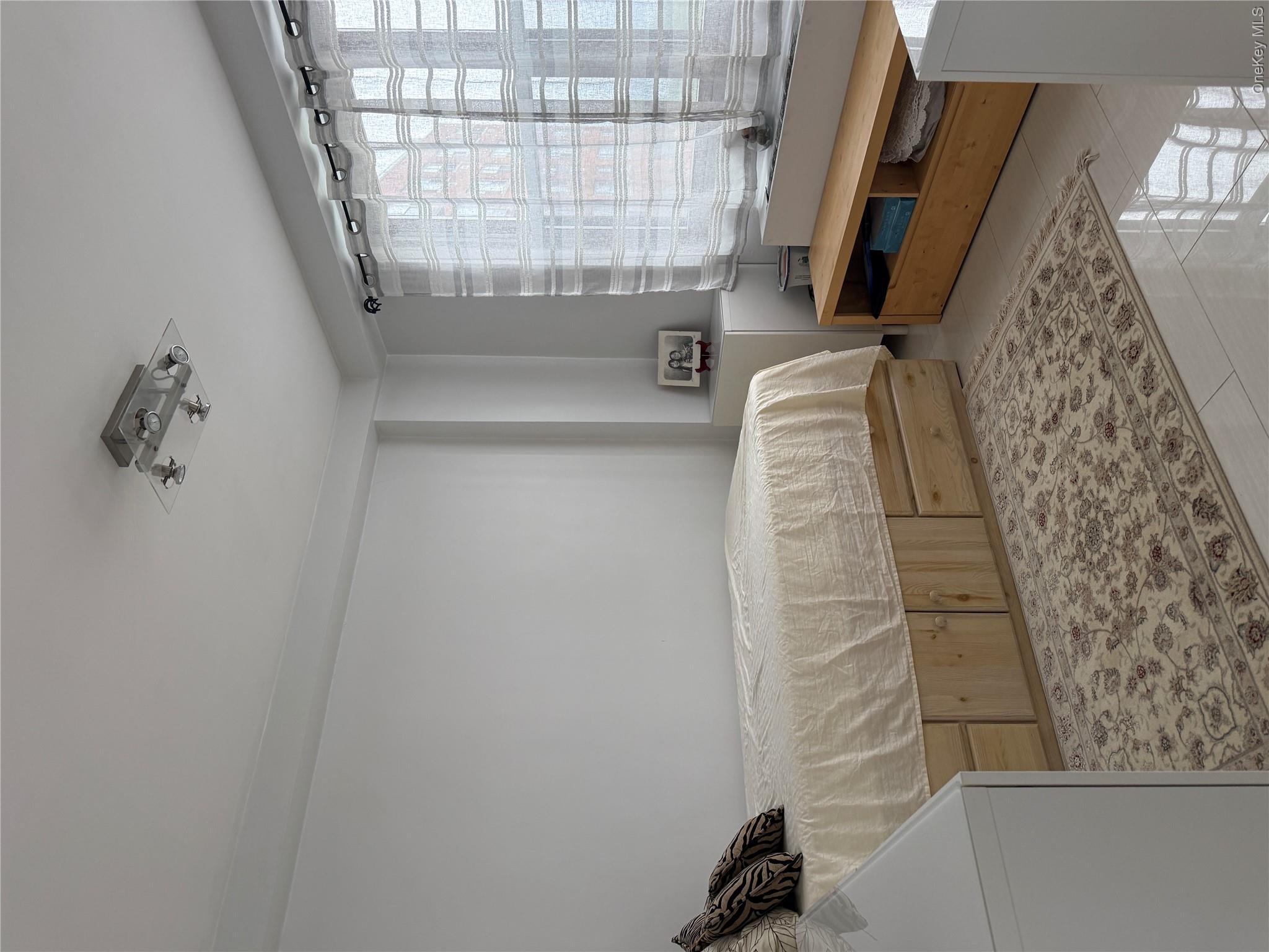 61-20 Grand Central Parkway B 1101 Property Photo 14