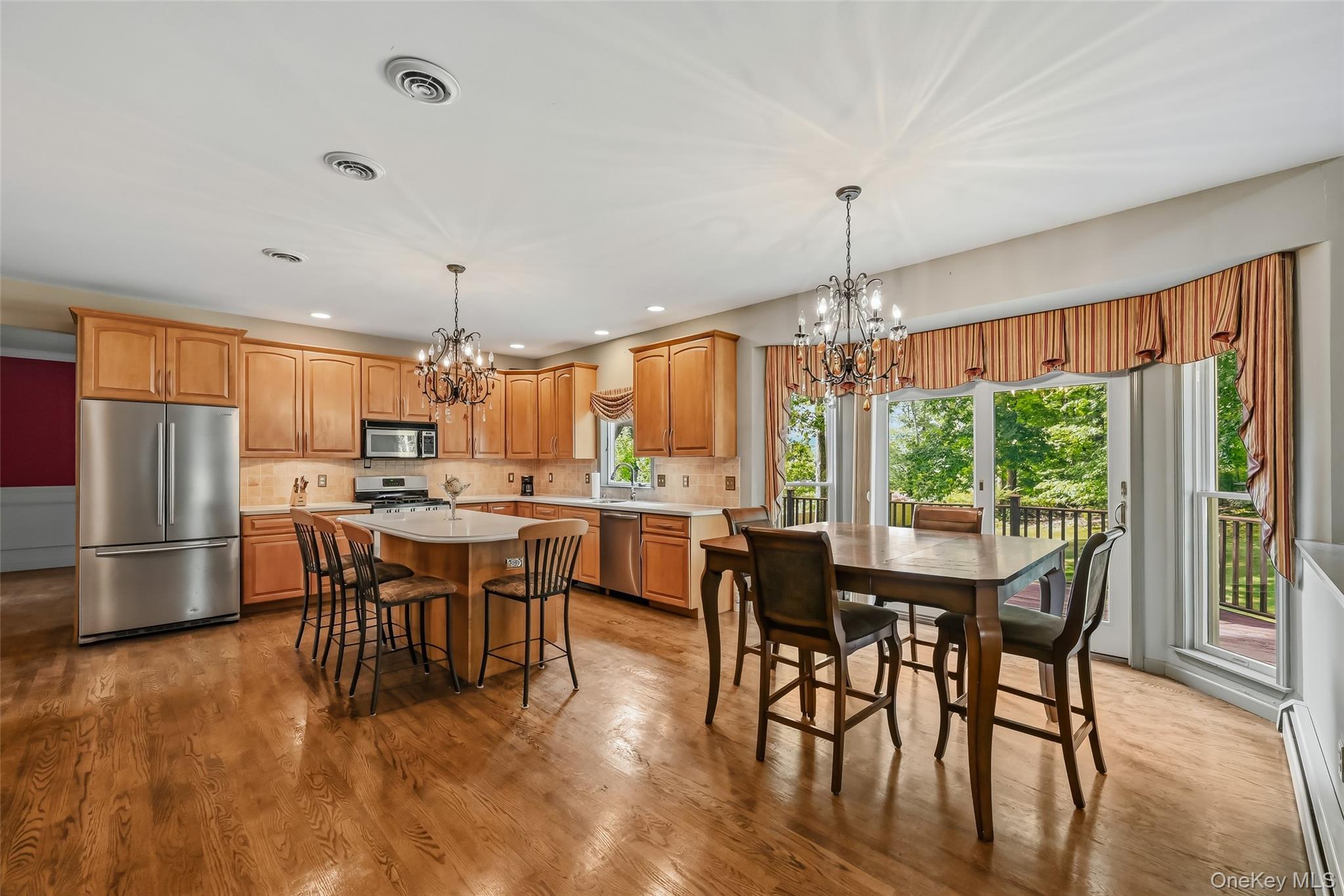 48 Greenwich Avenue Property Photo 17
