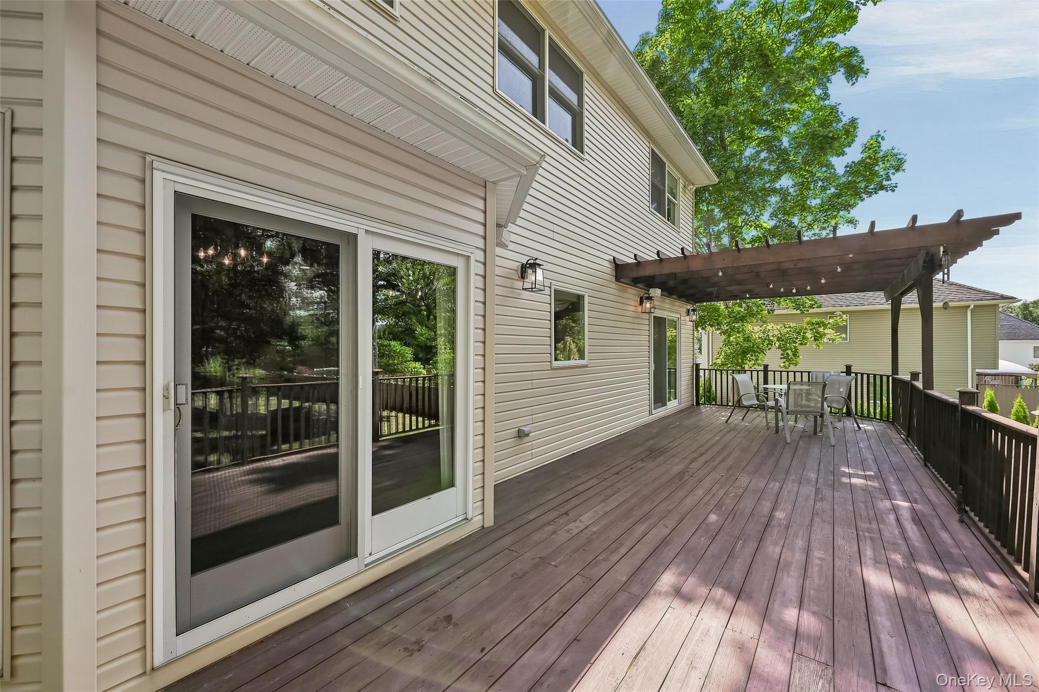 48 Greenwich Avenue Property Photo 23