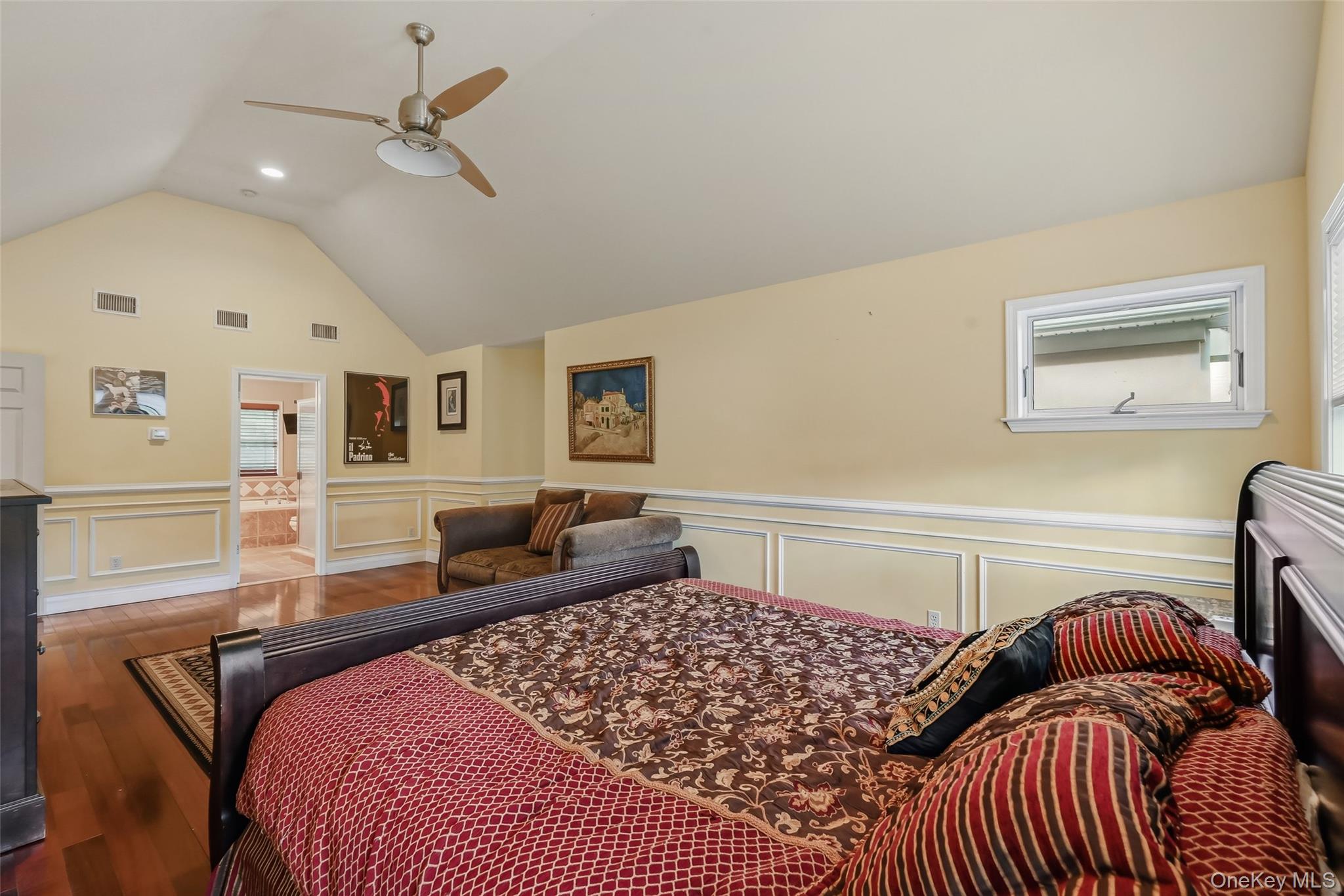 48 Greenwich Avenue Property Photo 35