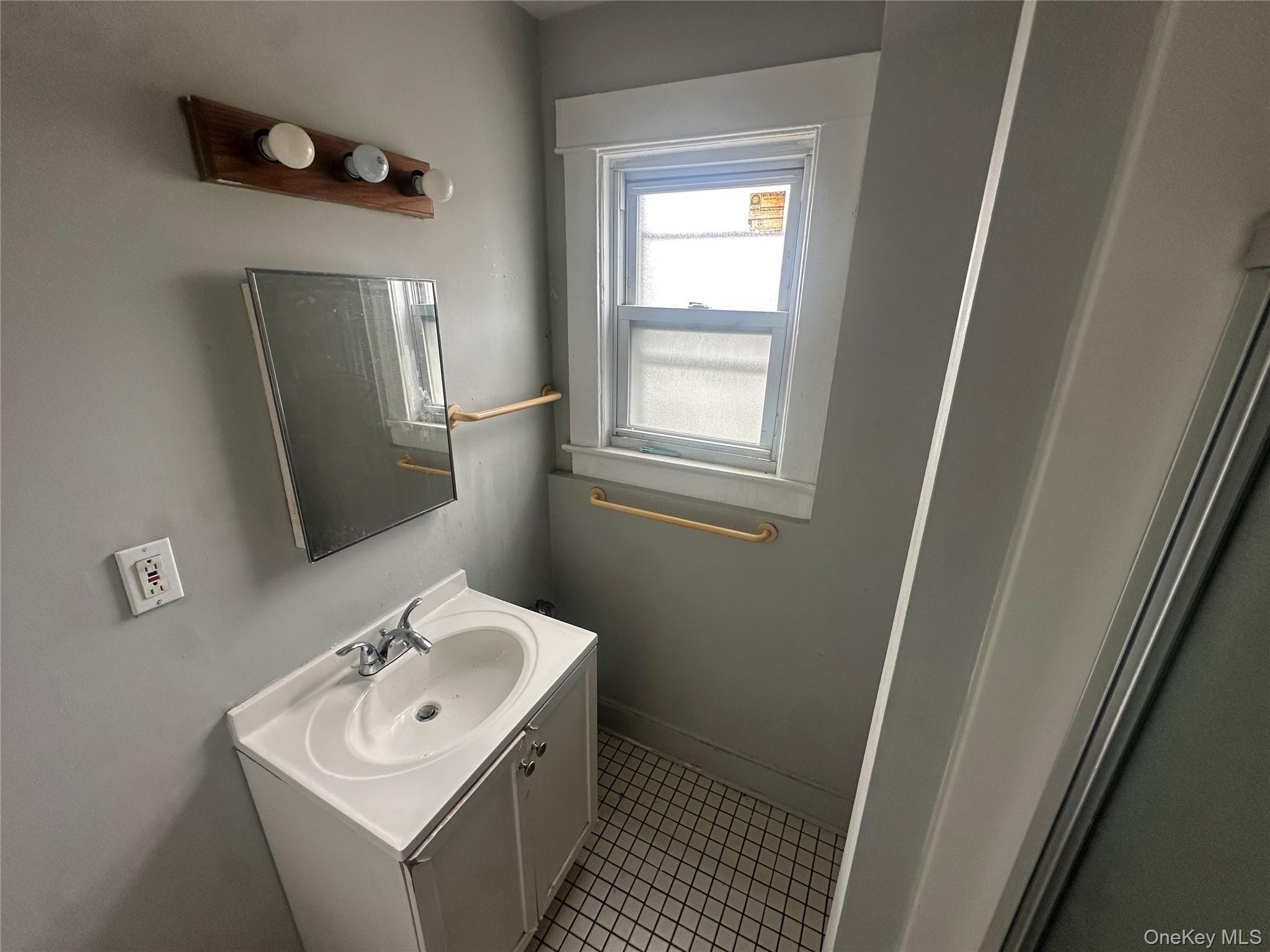 11 Post Avenue 2 Property Photo 6