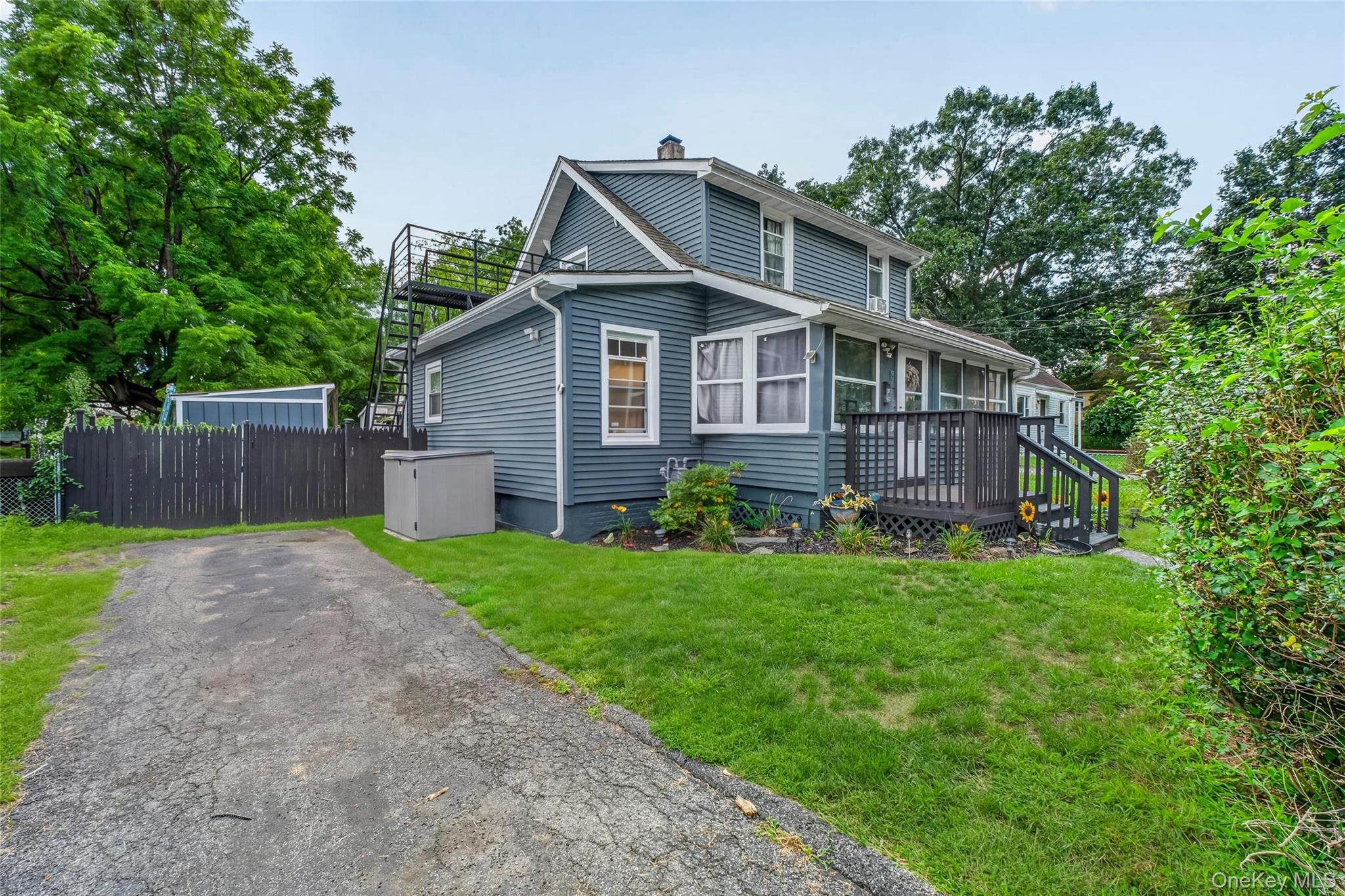 30 Glenwood Avenue Property Photo 3