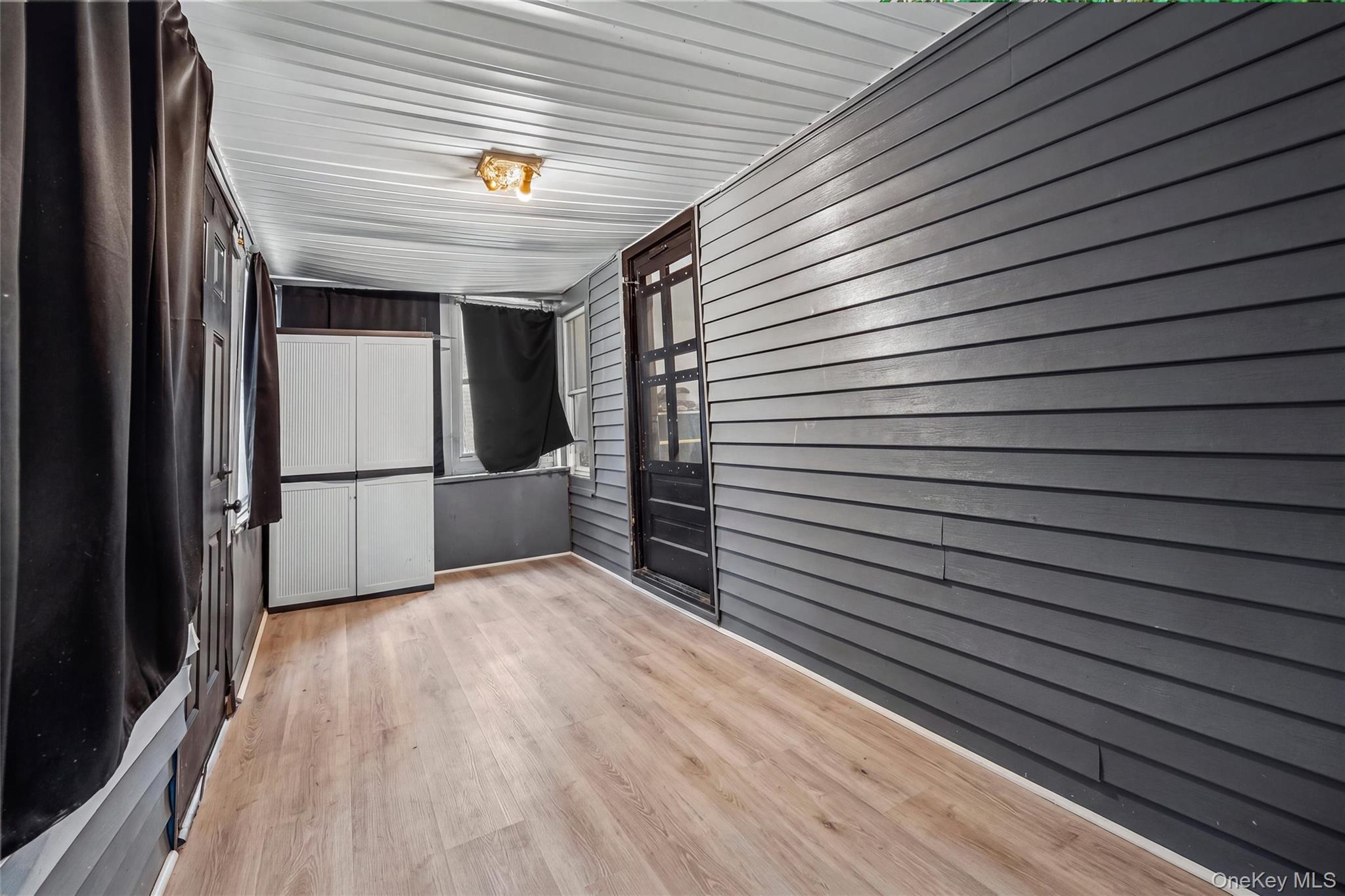 30 Glenwood Avenue Property Photo 4