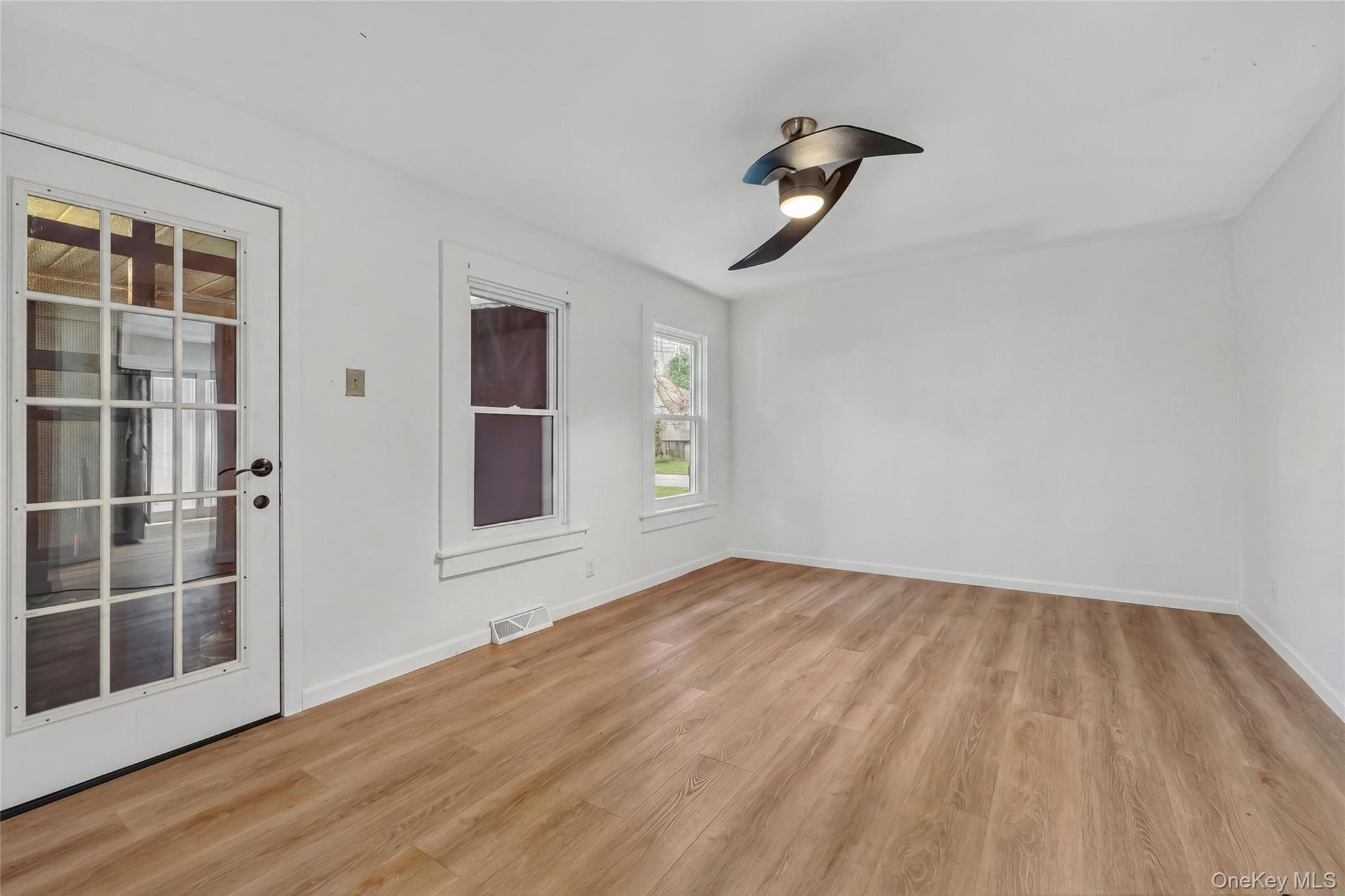 30 Glenwood Avenue Property Photo 12