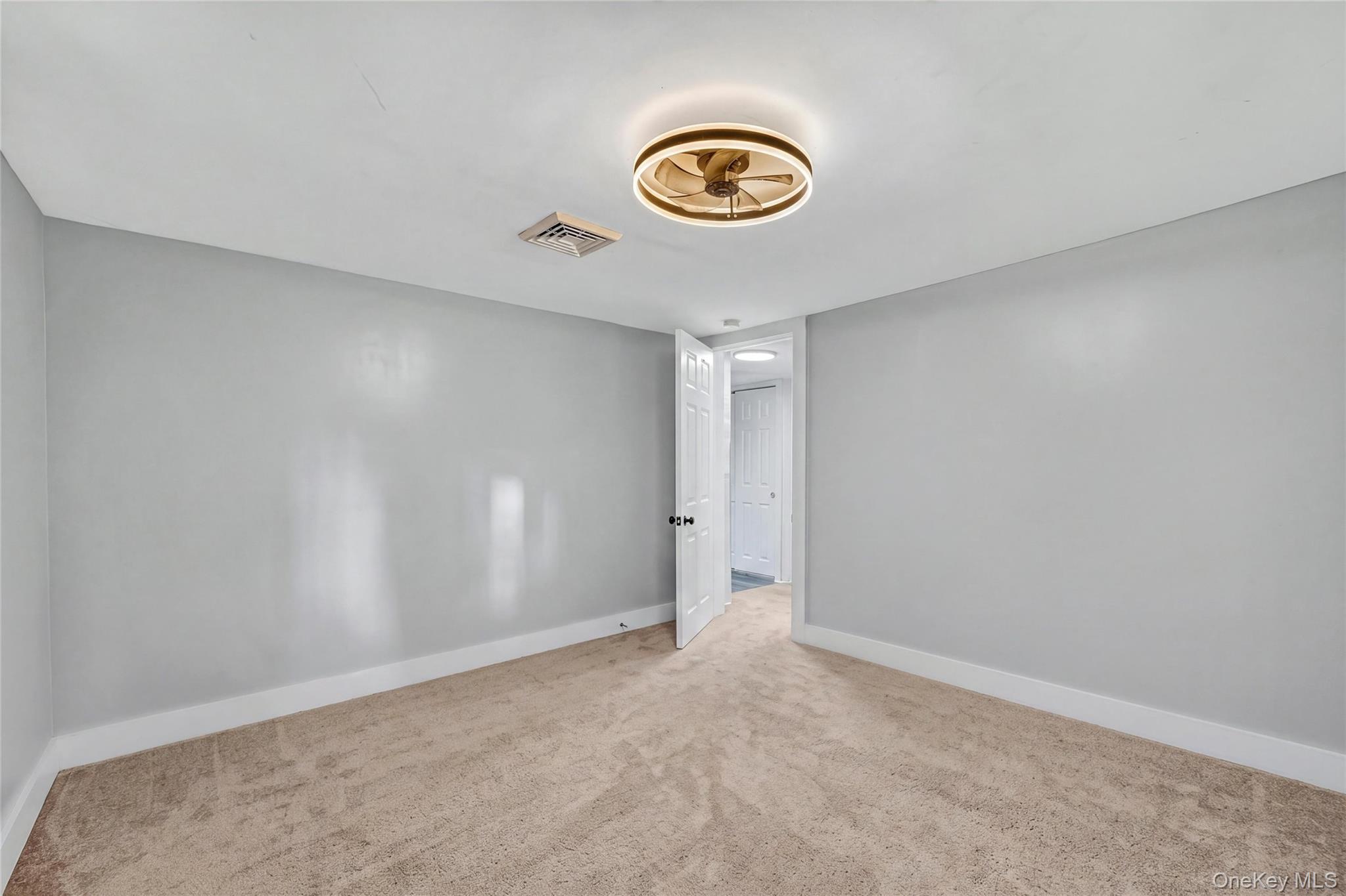 30 Glenwood Avenue Property Photo 25