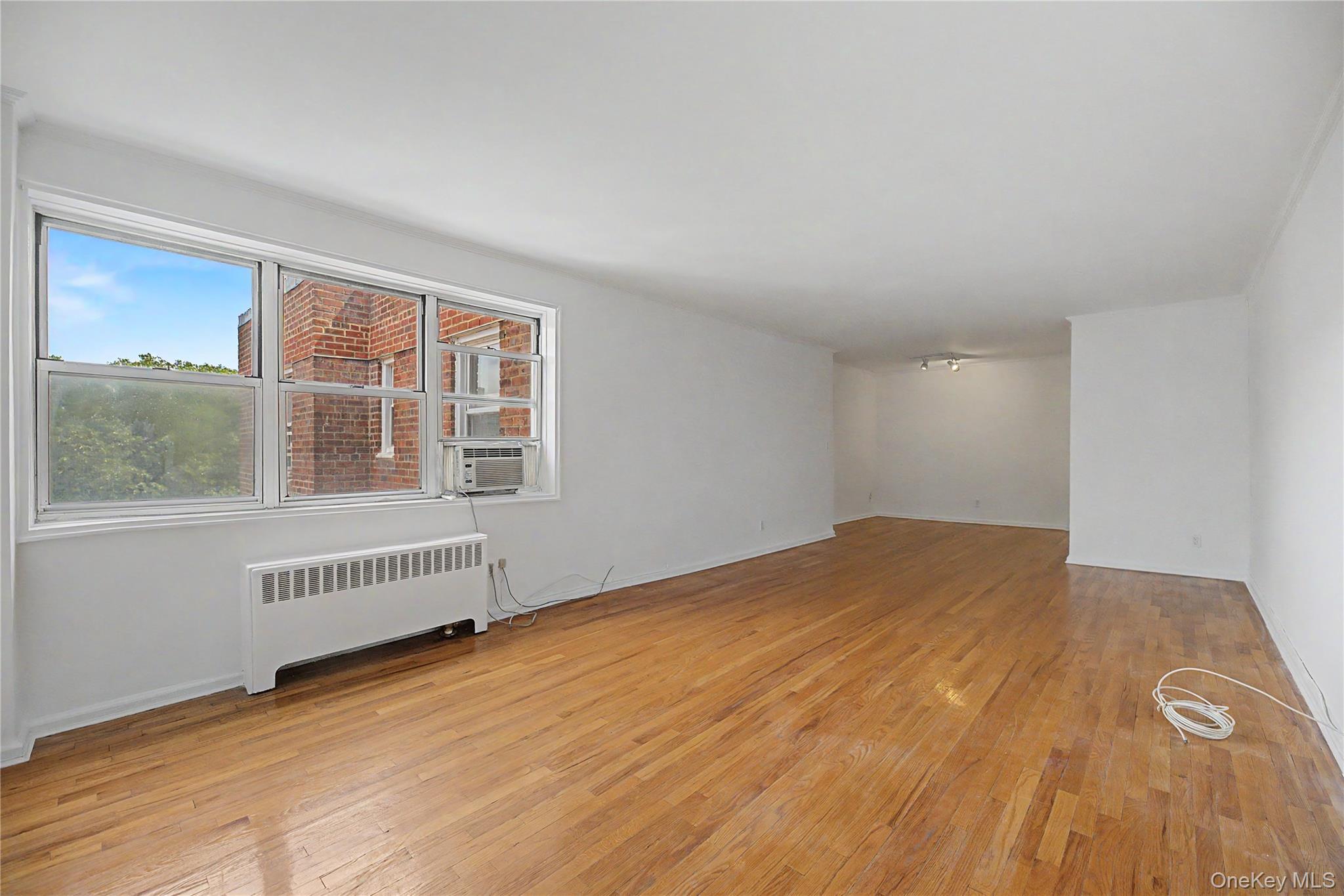 1234 Midland Avenue 6e Property Photo 7