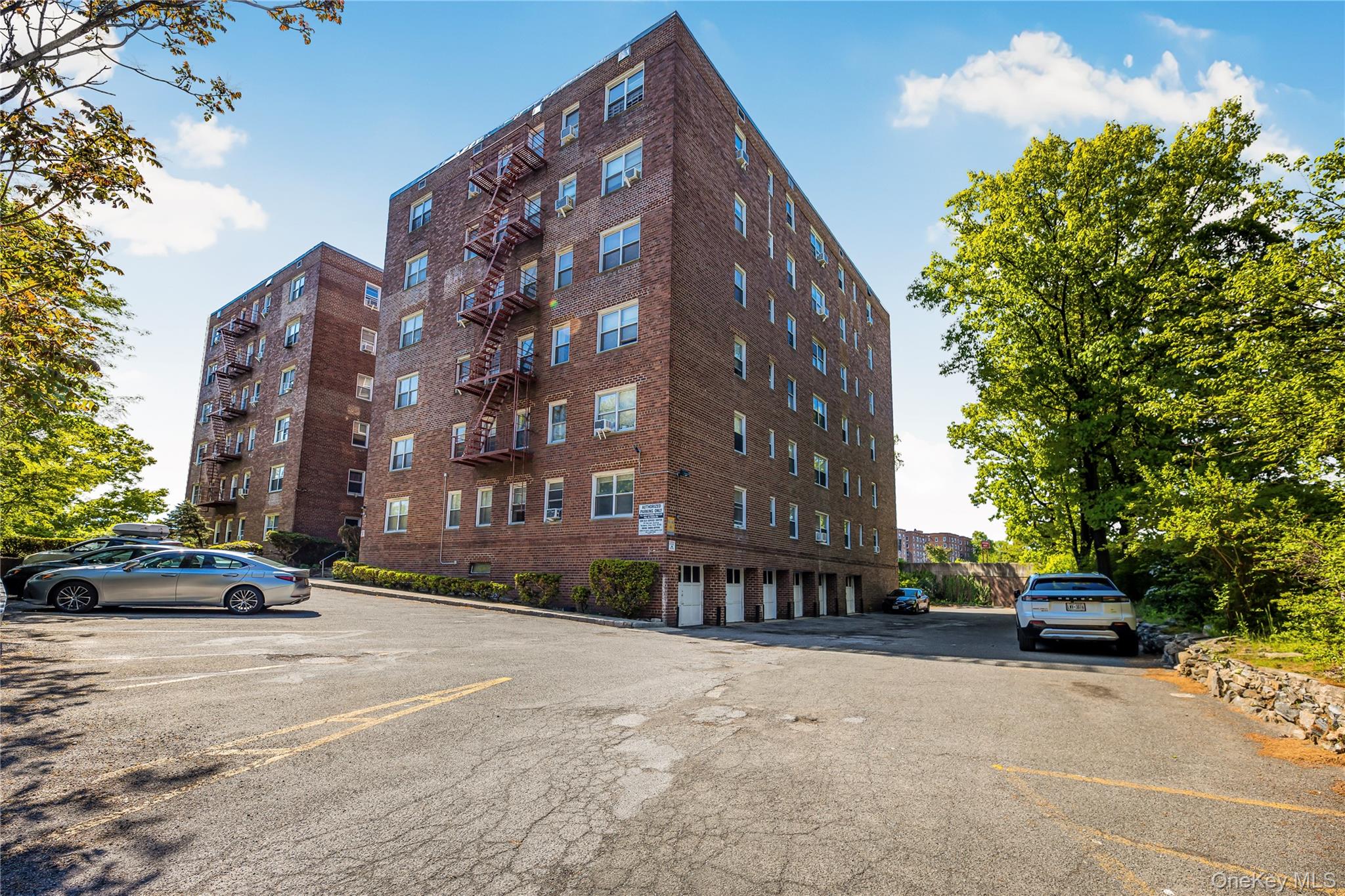 1234 Midland Avenue 6e Property Photo 20