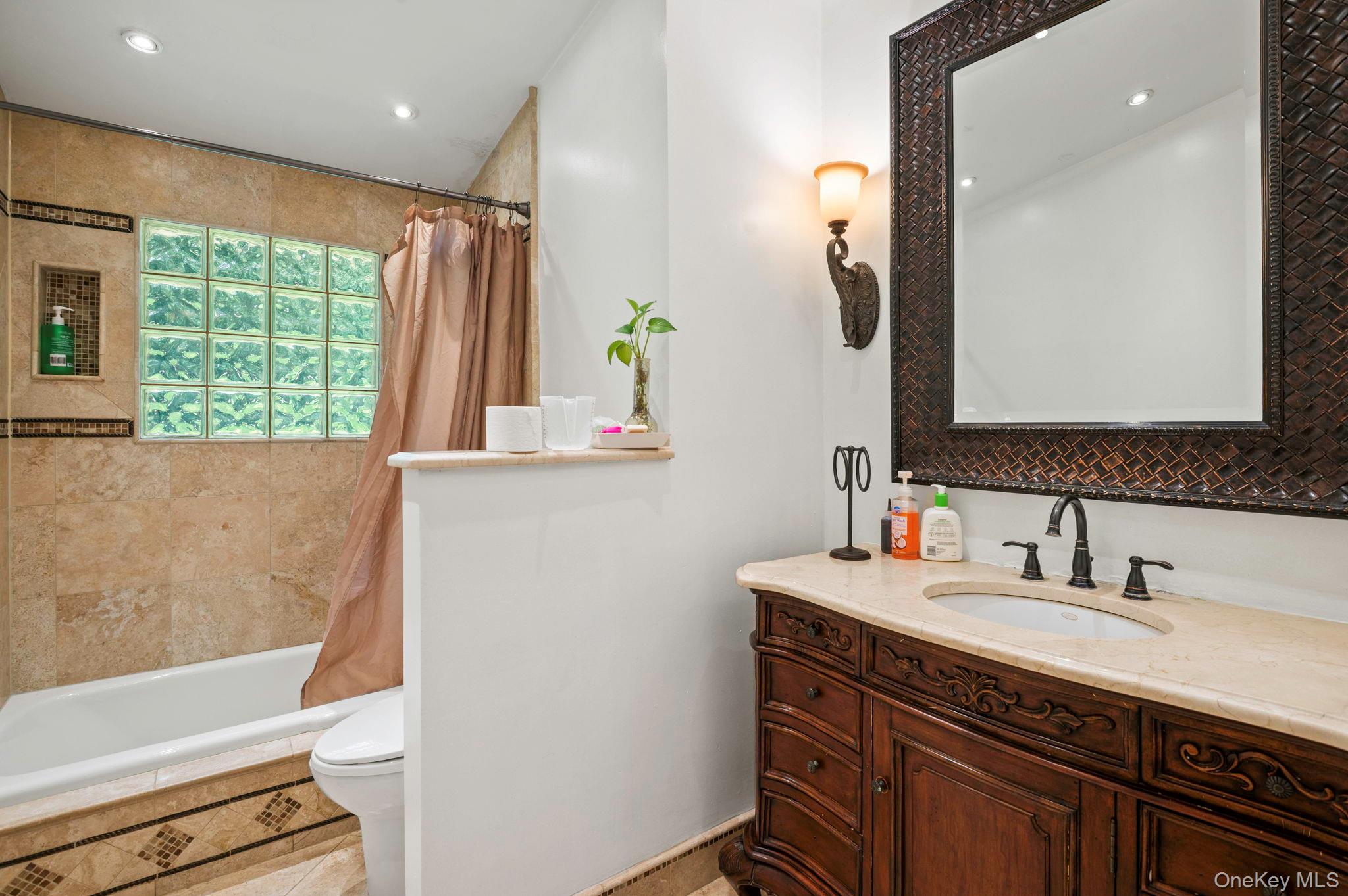 25 Ackerman Avenue Property Photo 23