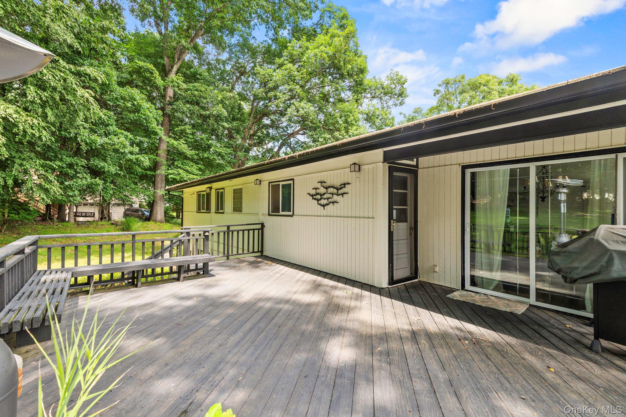 25 Ackerman Avenue Property Photo 30