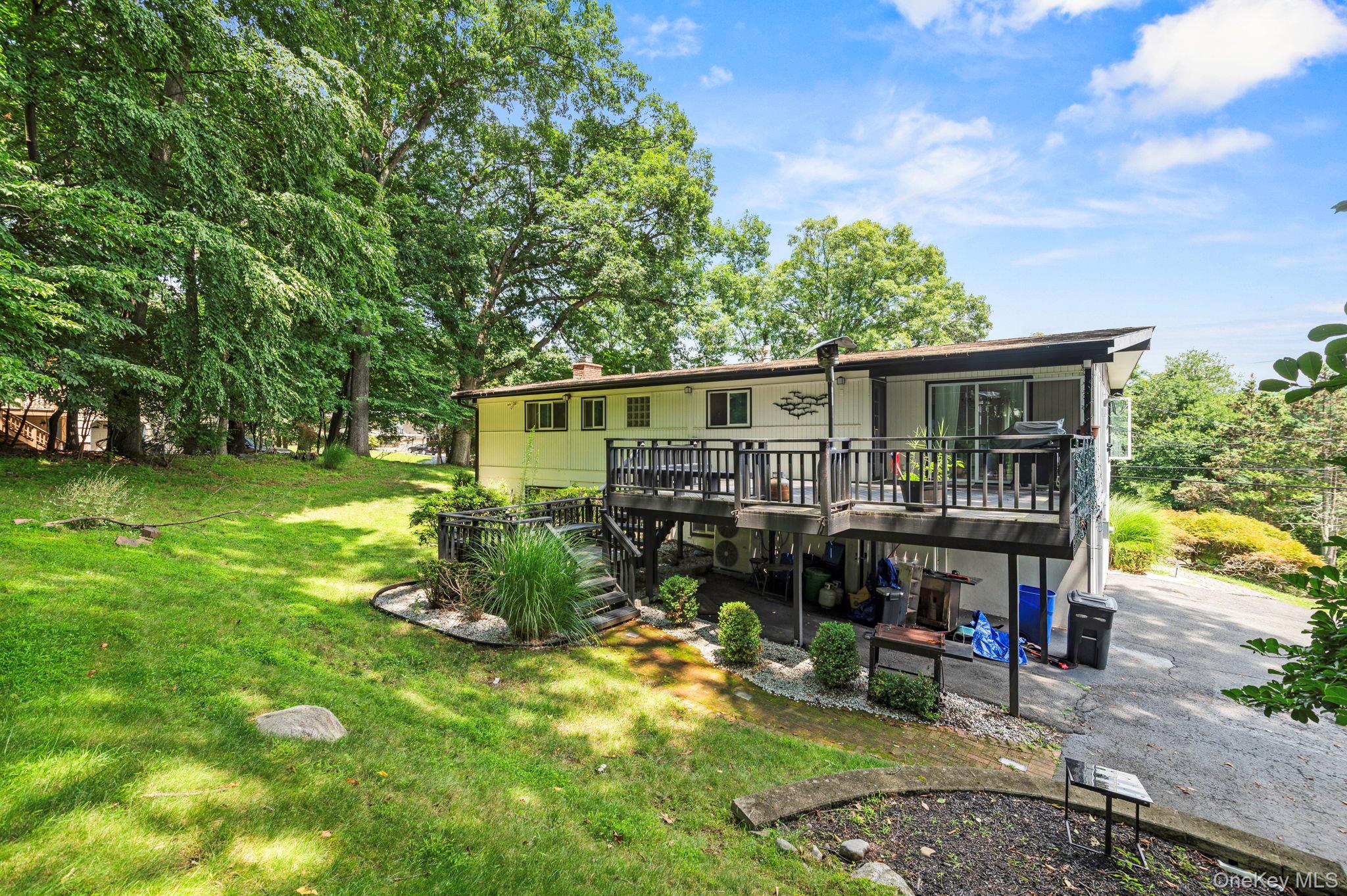 25 Ackerman Avenue Property Photo 32