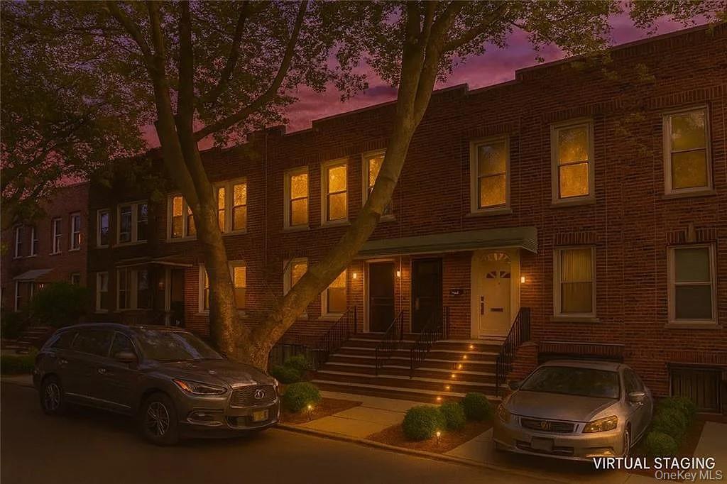 775 48th Street Property Photo 1