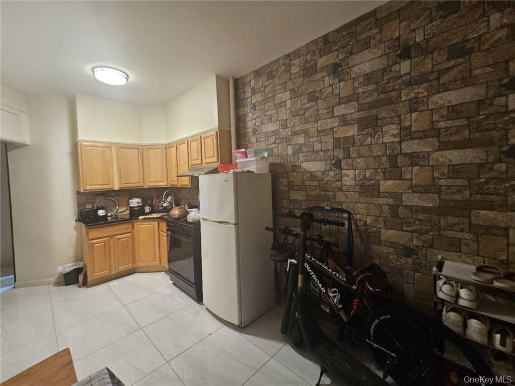 5411 4th Avenue Property Photo 10