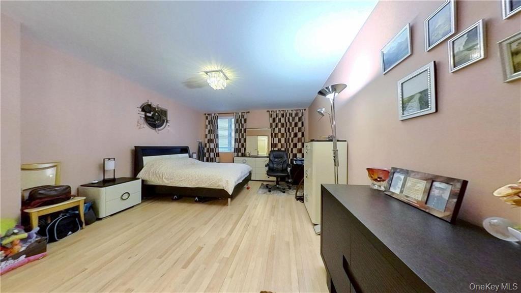 1830 Bath Avenue 102 Property Photo 14