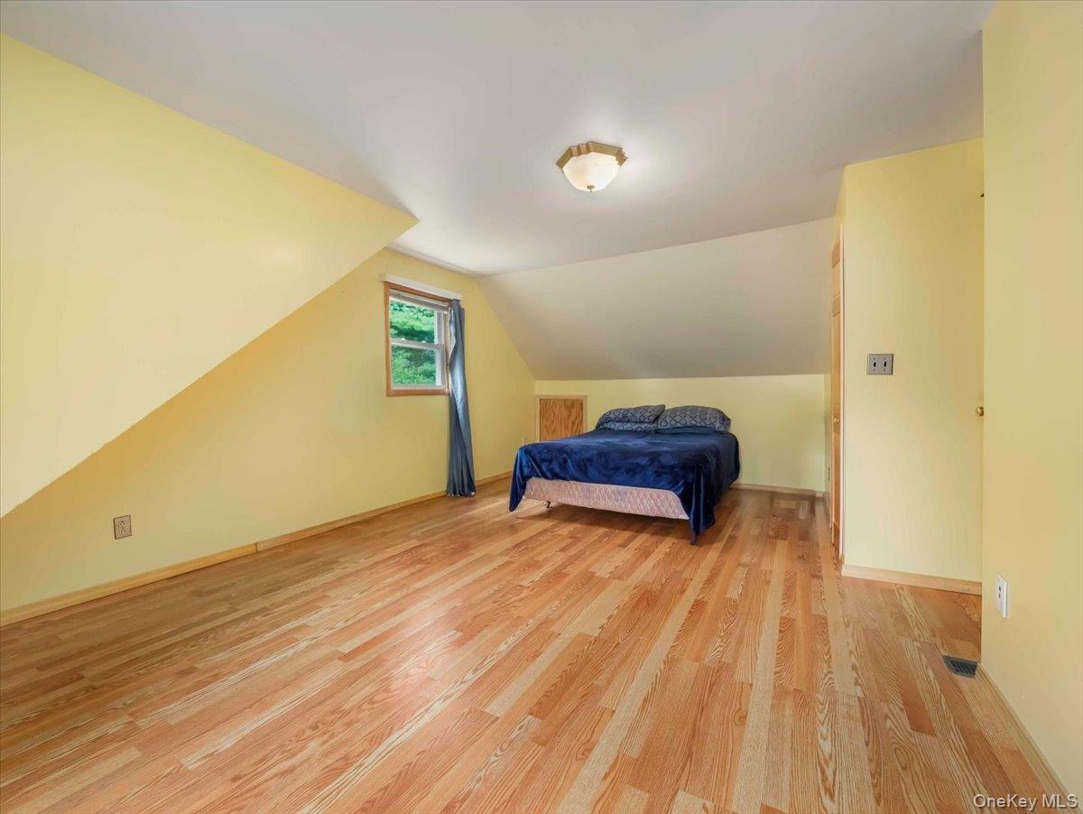 7 Hillaire Place Property Photo 22