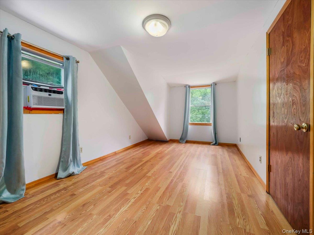 7 Hillaire Place Property Photo 24