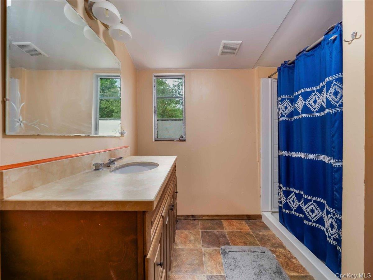 7 Hillaire Place Property Photo 27