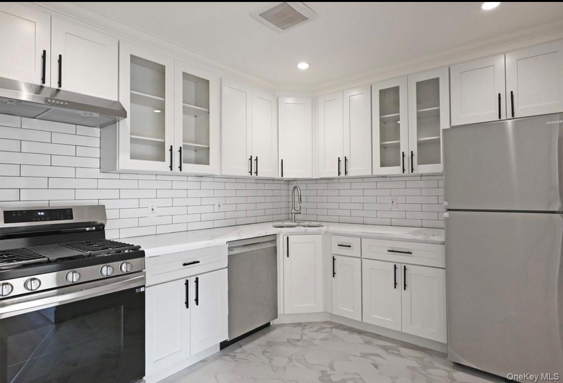 1943 76th Street Property Photo 1