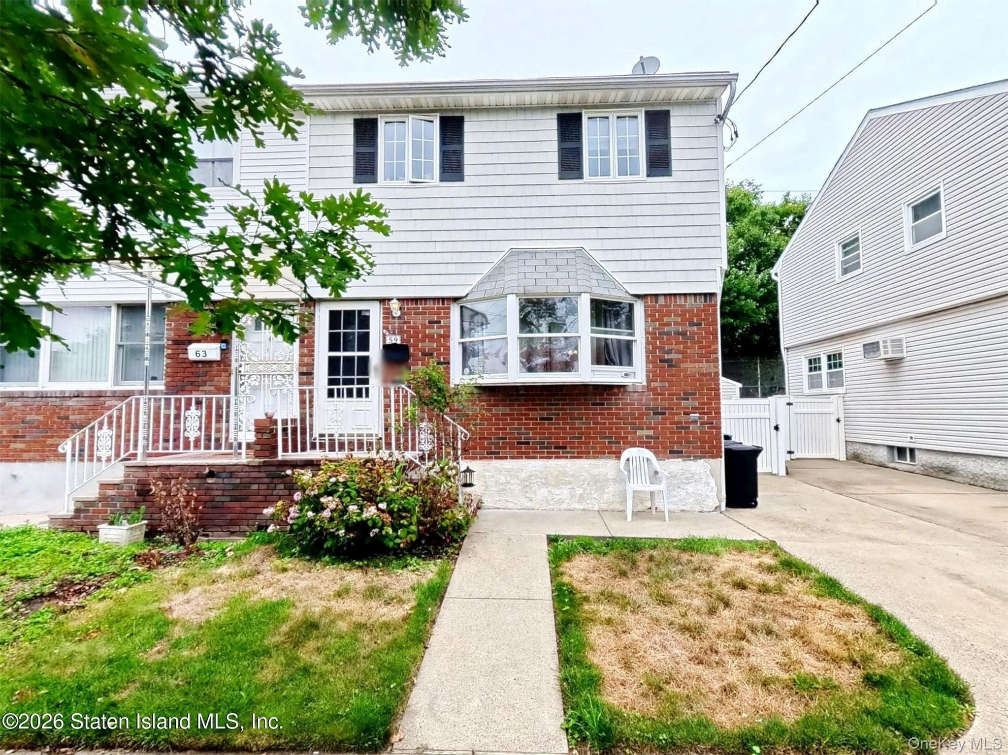 59 Zoe St Property Photo 1