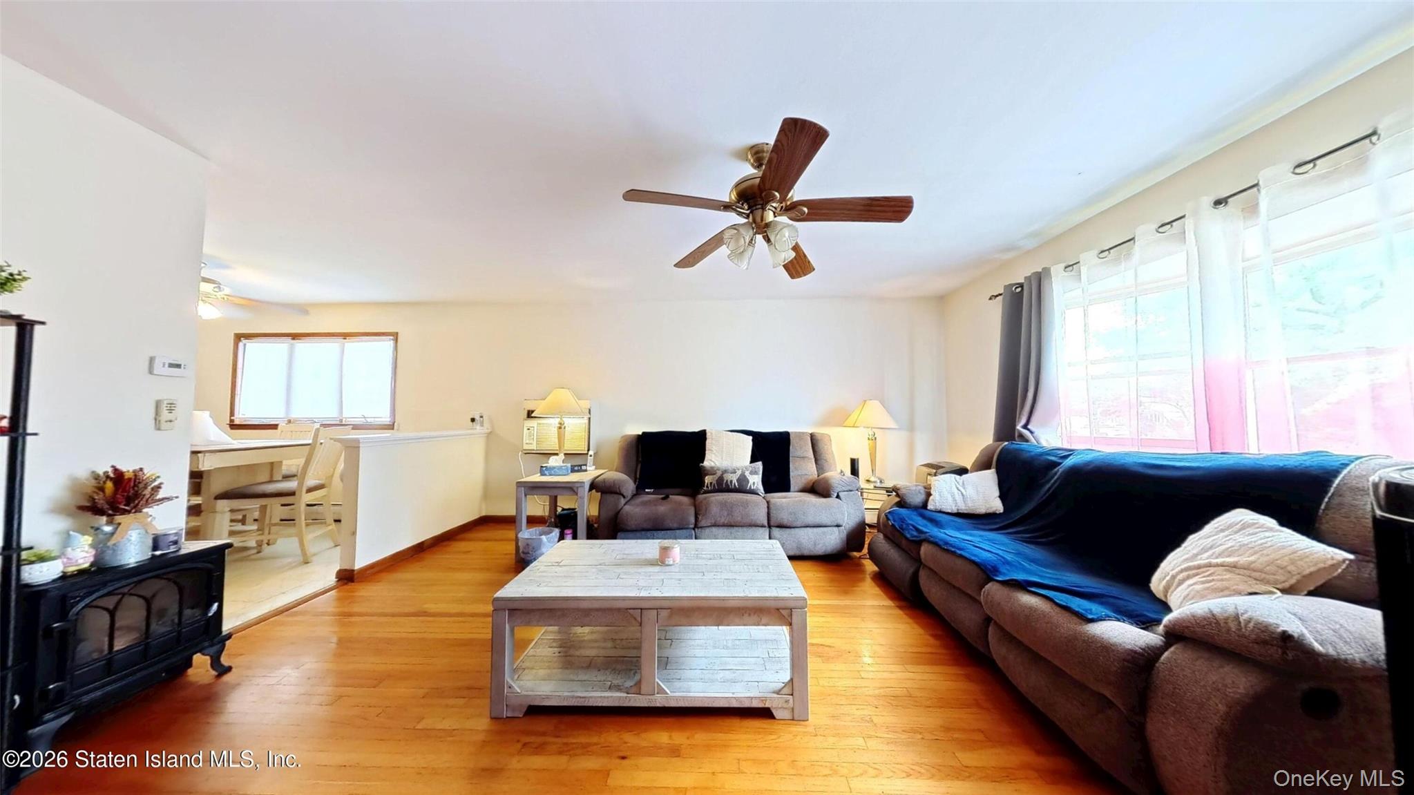 59 Zoe St Property Photo 3