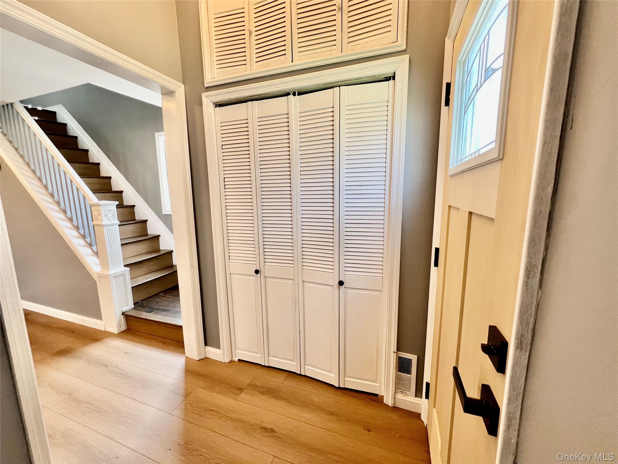 50 E Saint Marks Place Property Photo 4