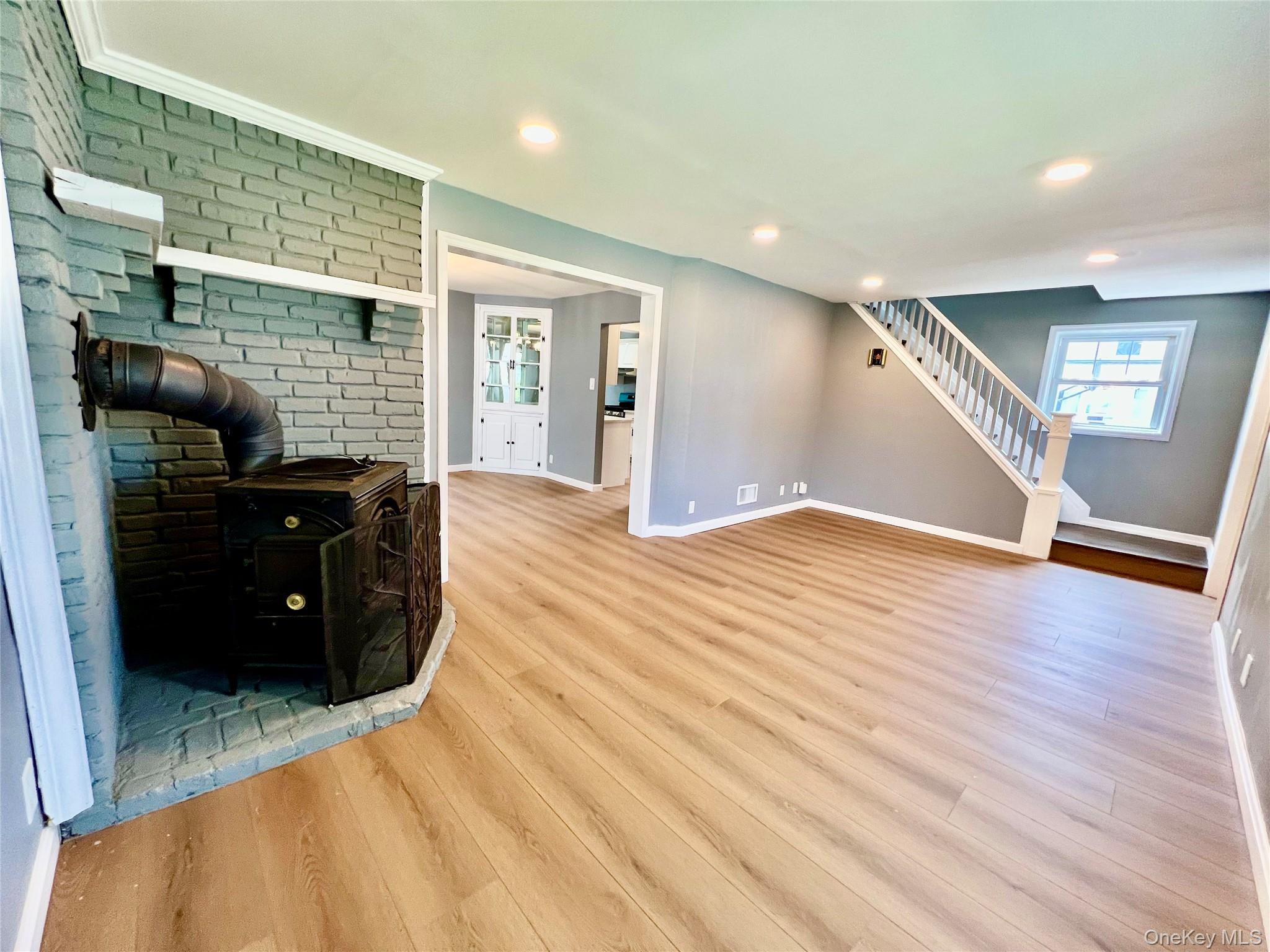 50 E Saint Marks Place Property Photo 6