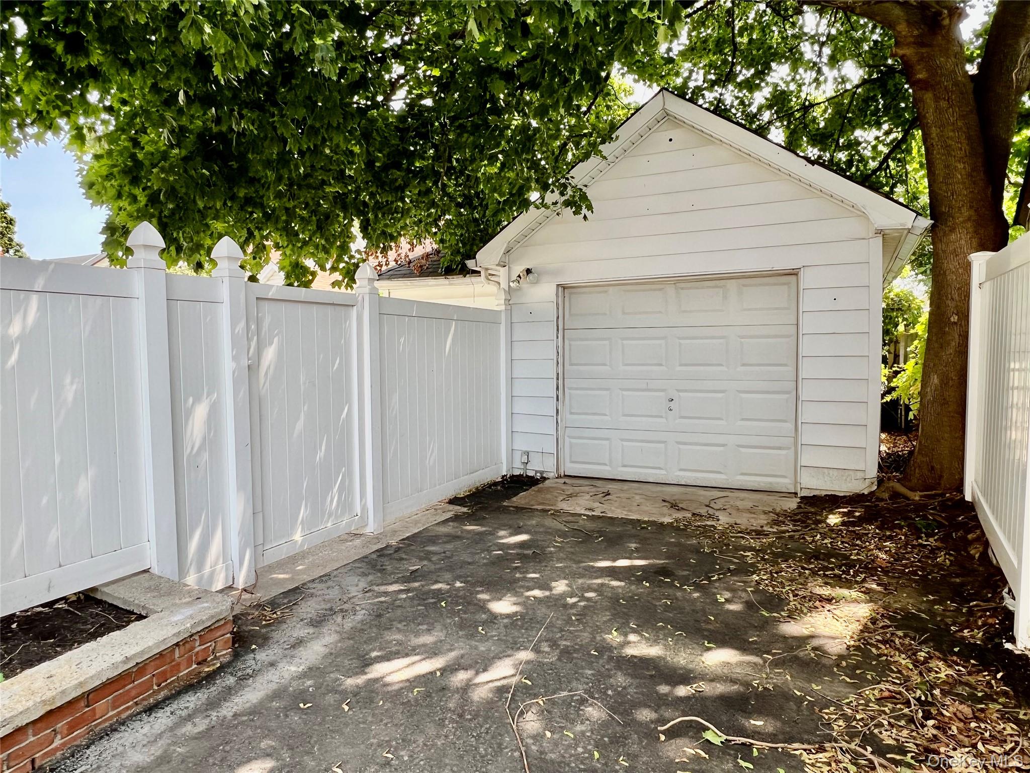 50 E Saint Marks Place Property Photo 23