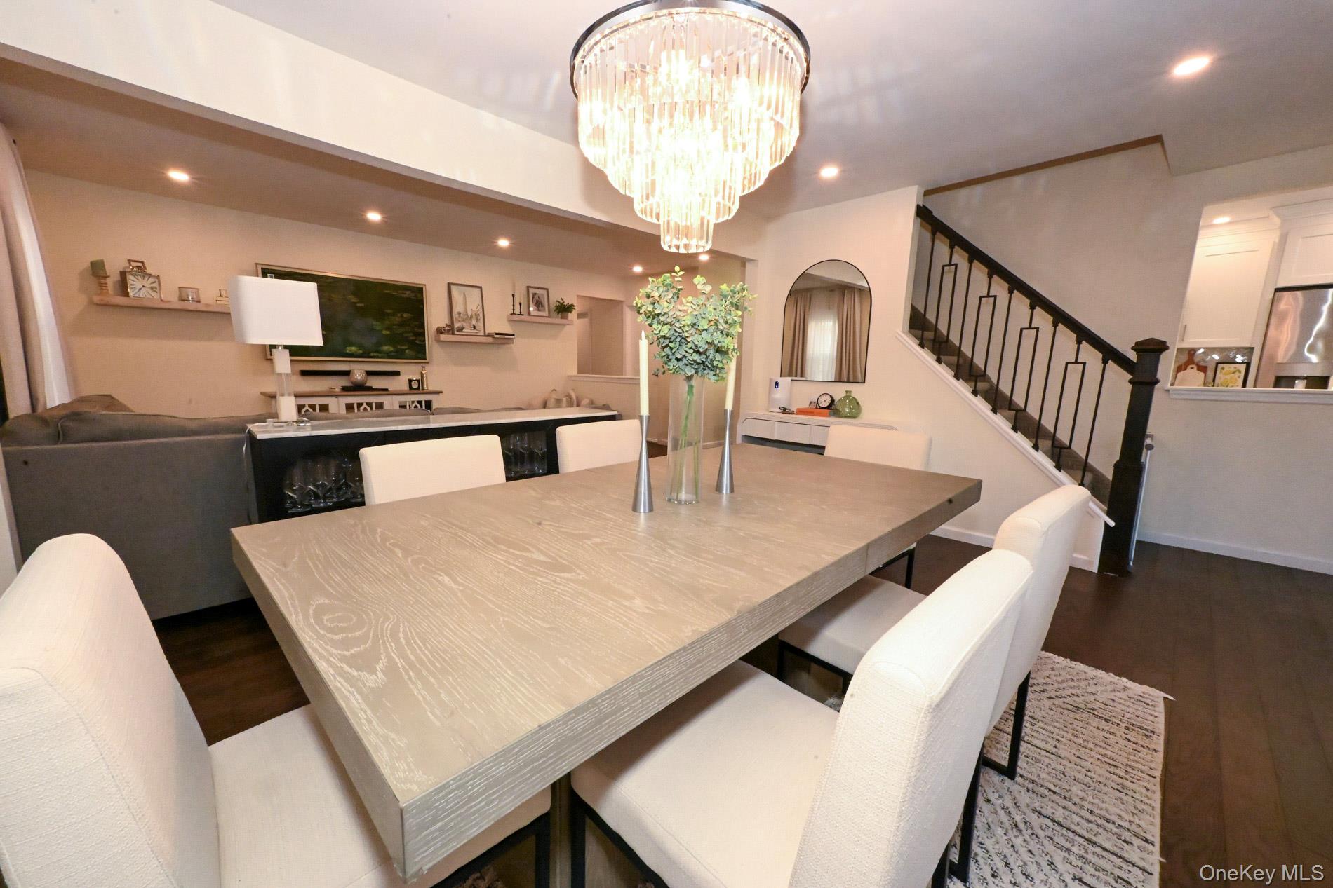 8 Garden Avenue Property Photo 7
